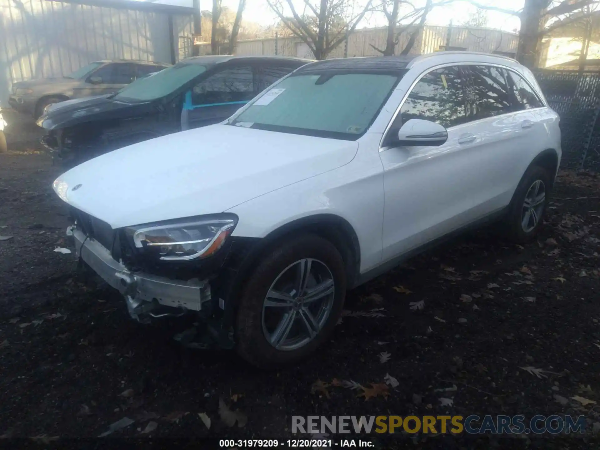 2 Photograph of a damaged car WDC0G8DB5LF755615 MERCEDES-BENZ GLC 2020