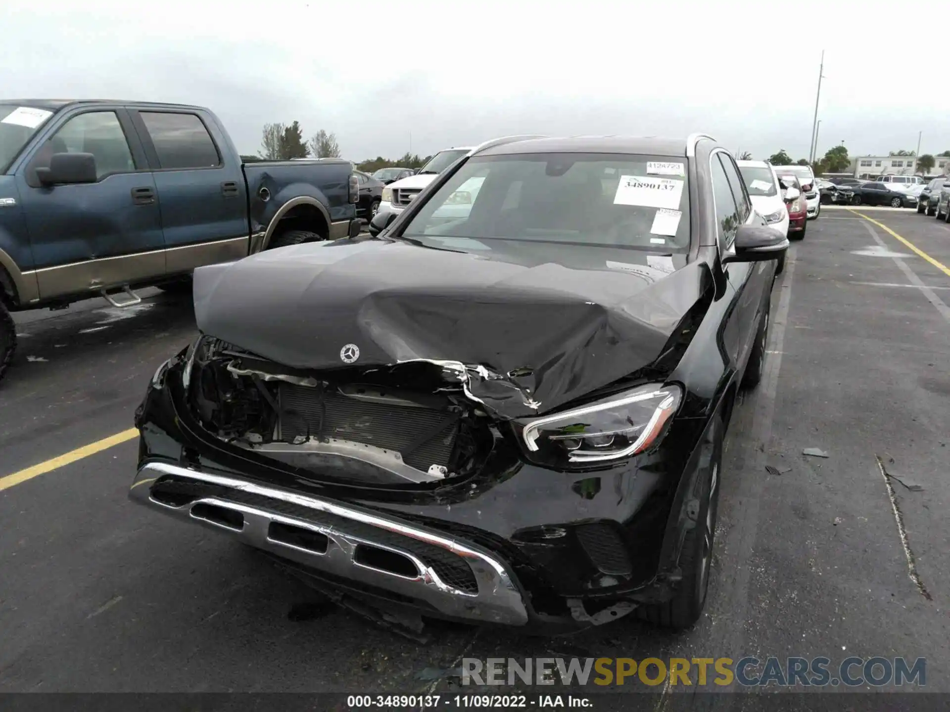 6 Photograph of a damaged car WDC0G8DB8LF724004 MERCEDES-BENZ GLC 2020