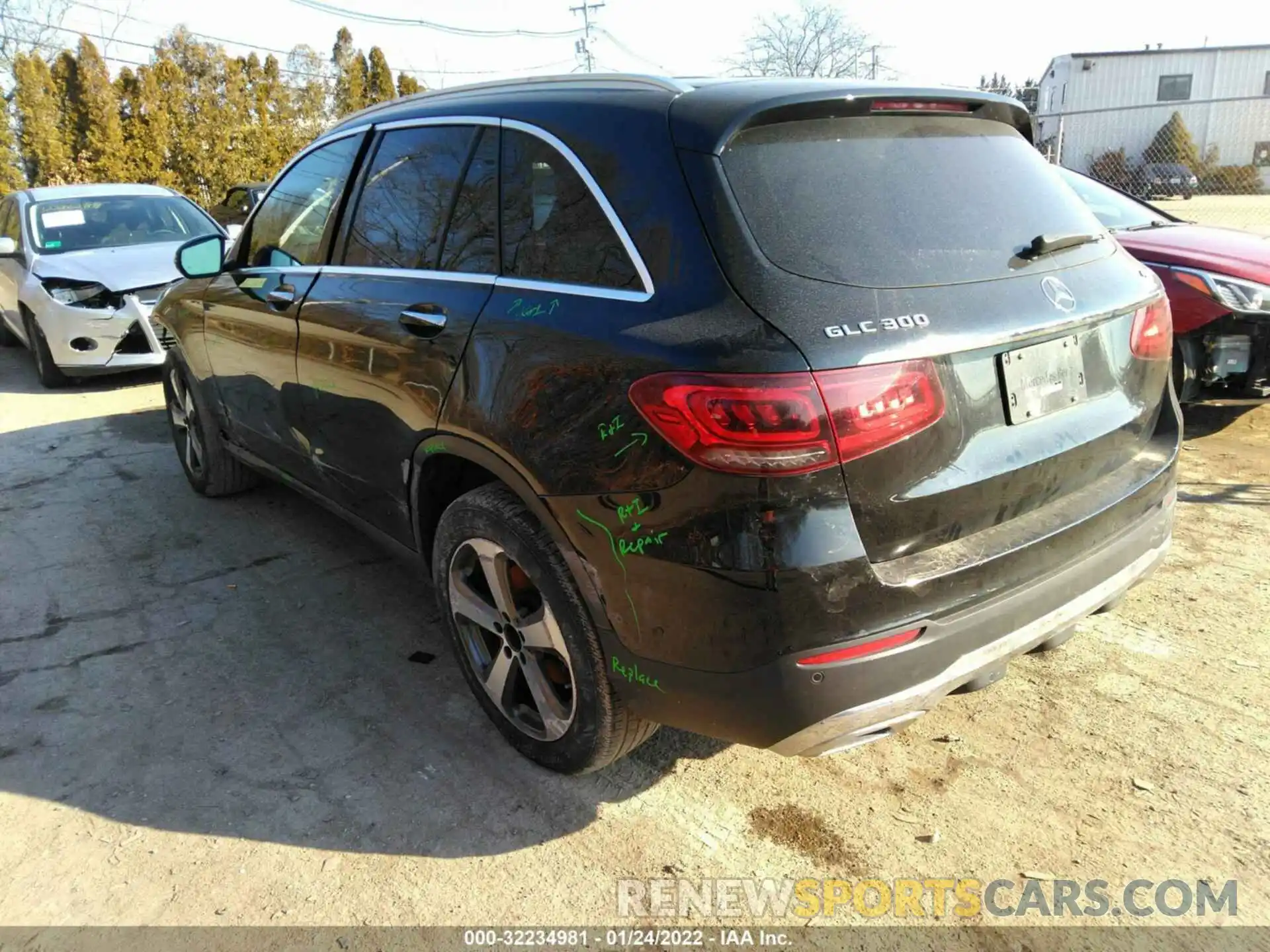 3 Photograph of a damaged car WDC0G8EB0LF690445 MERCEDES-BENZ GLC 2020