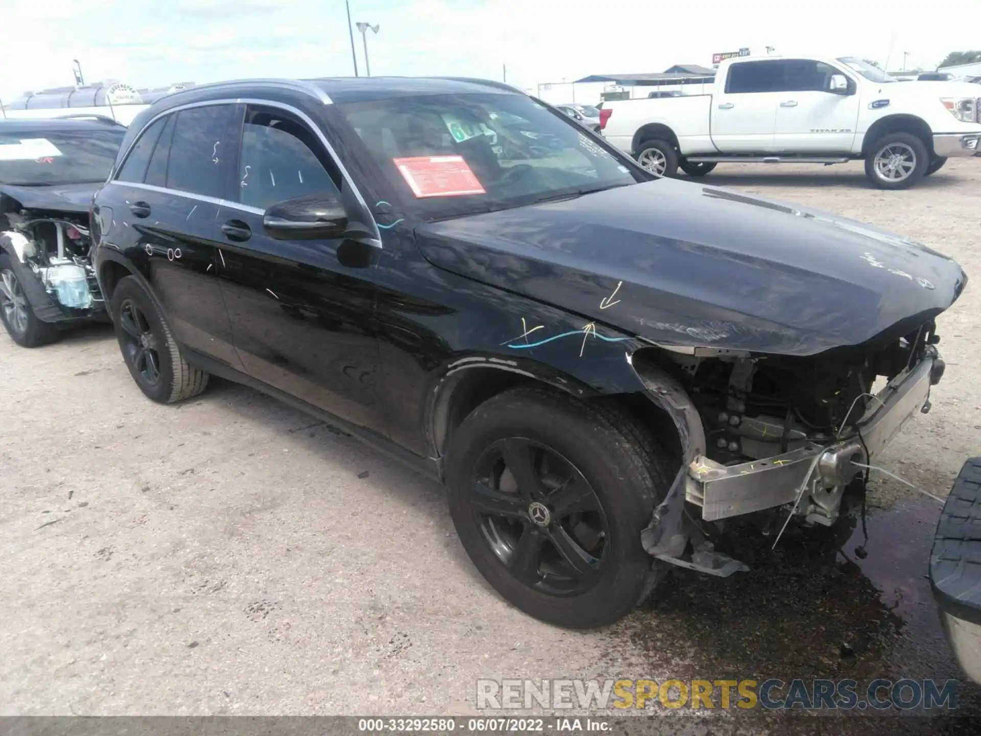 1 Photograph of a damaged car WDC0G8EB0LF737442 MERCEDES-BENZ GLC 2020