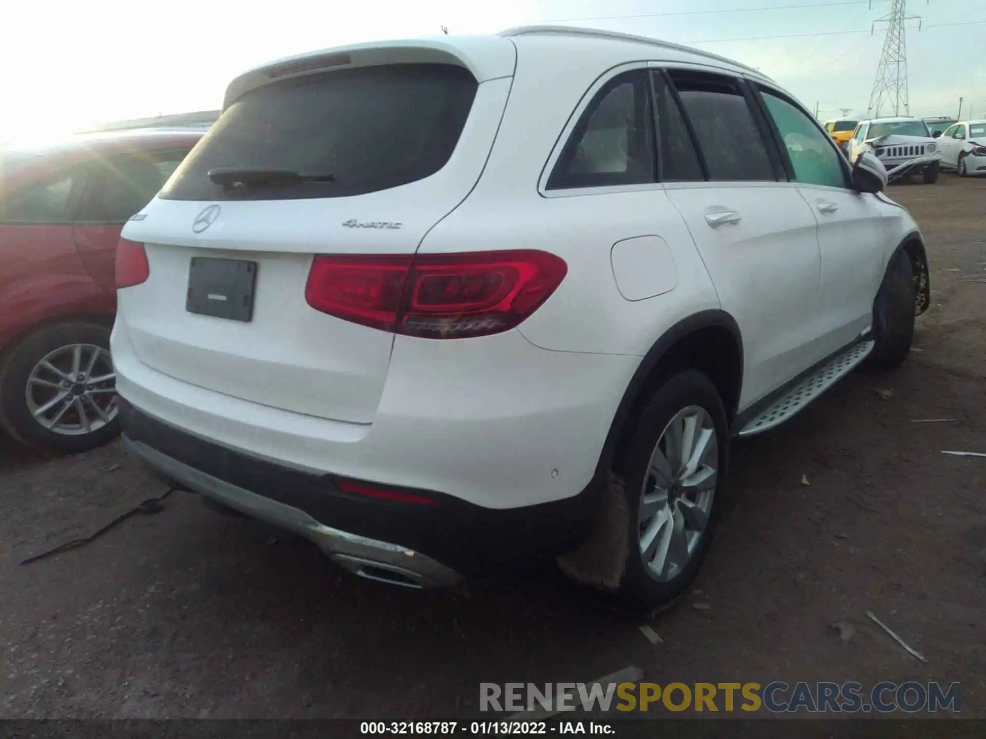 4 Photograph of a damaged car WDC0G8EB2LF684629 MERCEDES-BENZ GLC 2020