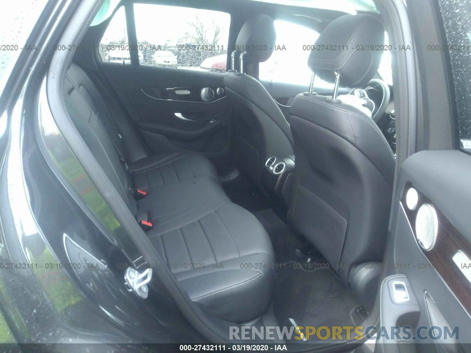 8 Photograph of a damaged car WDC0G8EB2LF694223 MERCEDES-BENZ GLC 2020