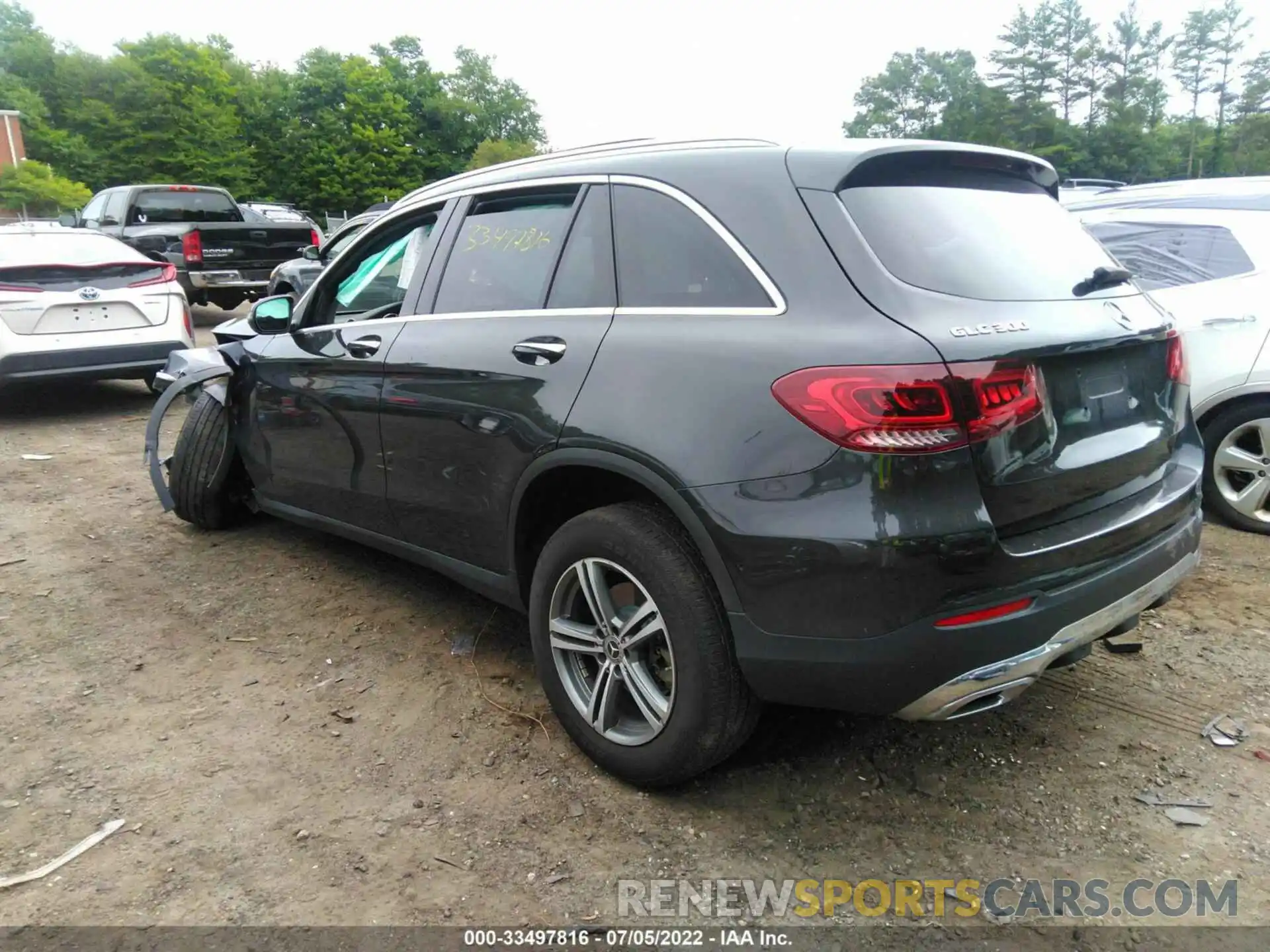 3 Photograph of a damaged car WDC0G8EB2LF718374 MERCEDES-BENZ GLC 2020