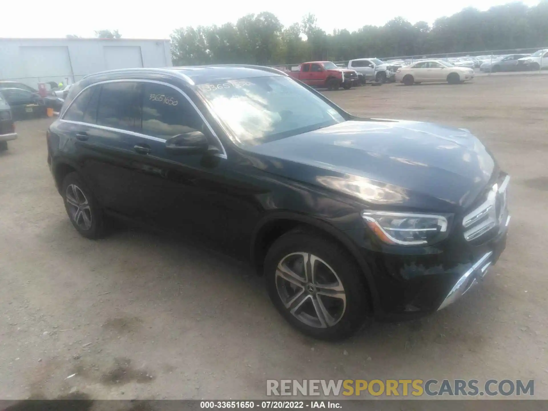 1 Photograph of a damaged car WDC0G8EB4LF706226 MERCEDES-BENZ GLC 2020