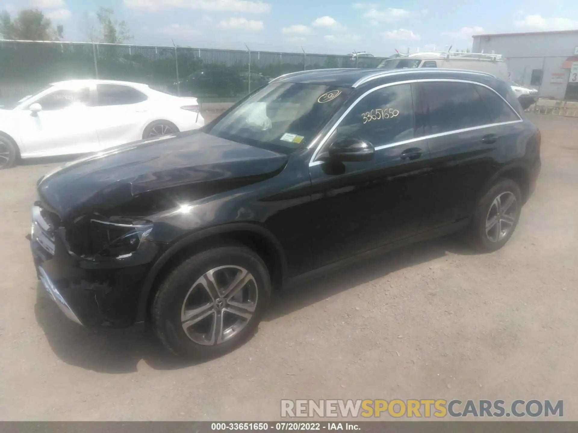 2 Photograph of a damaged car WDC0G8EB4LF706226 MERCEDES-BENZ GLC 2020