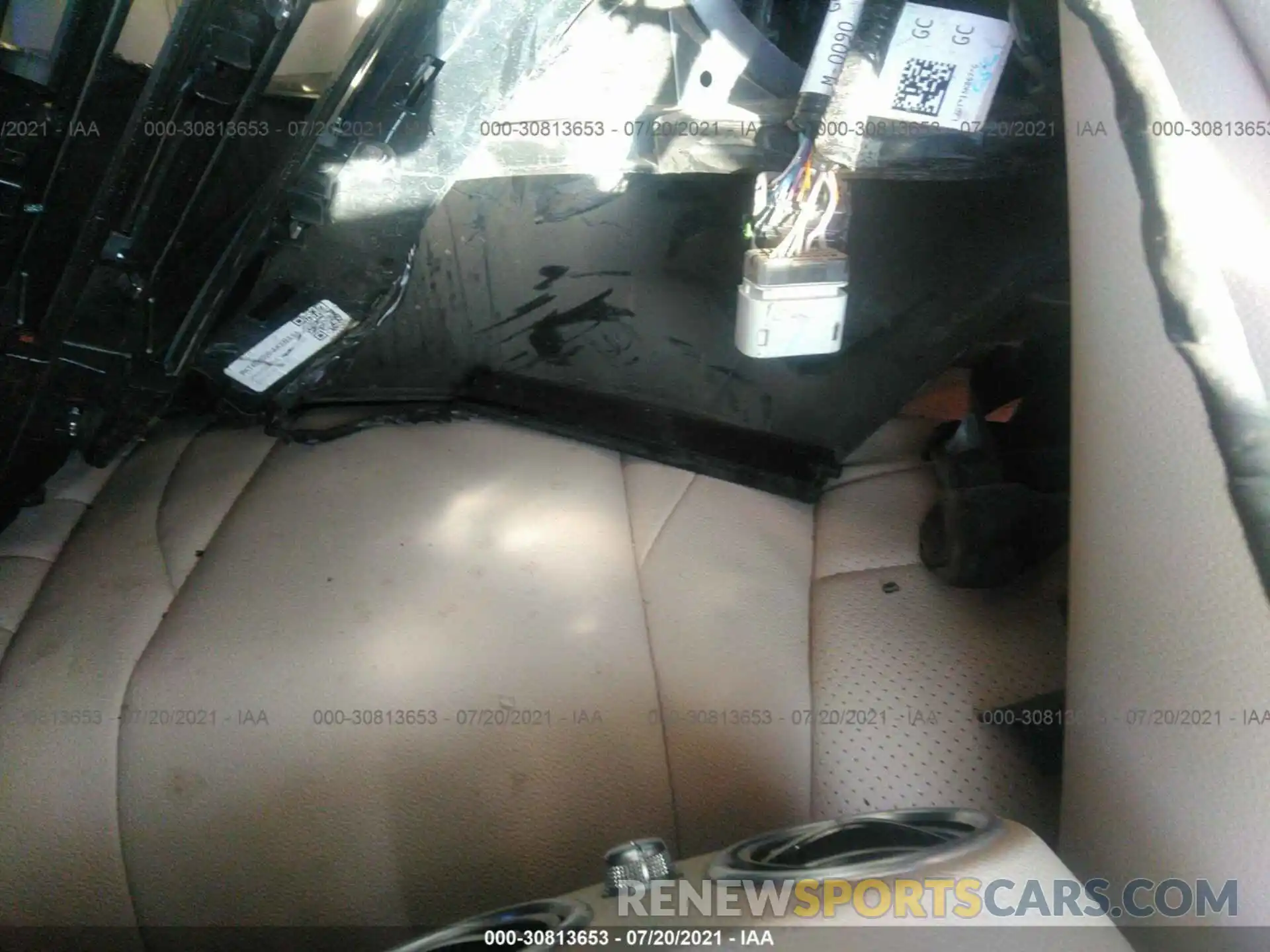 8 Photograph of a damaged car WDC0G8EB4LF706811 MERCEDES-BENZ GLC 2020