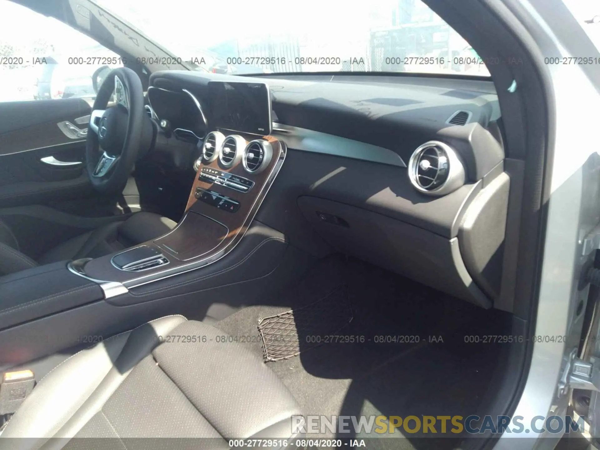5 Photograph of a damaged car WDC0G8EB4LF708610 MERCEDES-BENZ GLC 2020