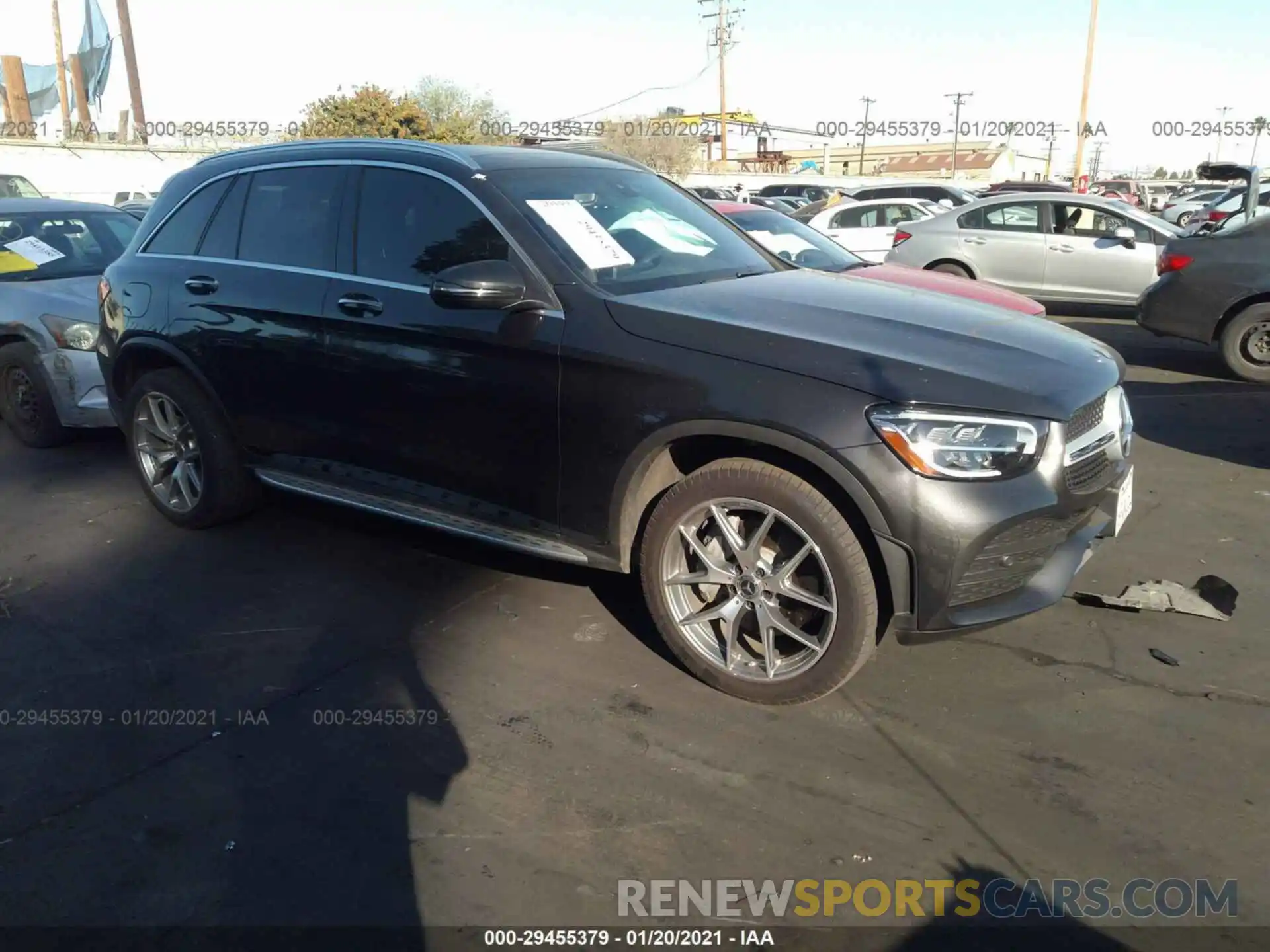 1 Photograph of a damaged car WDC0G8EB5LF675746 MERCEDES-BENZ GLC 2020