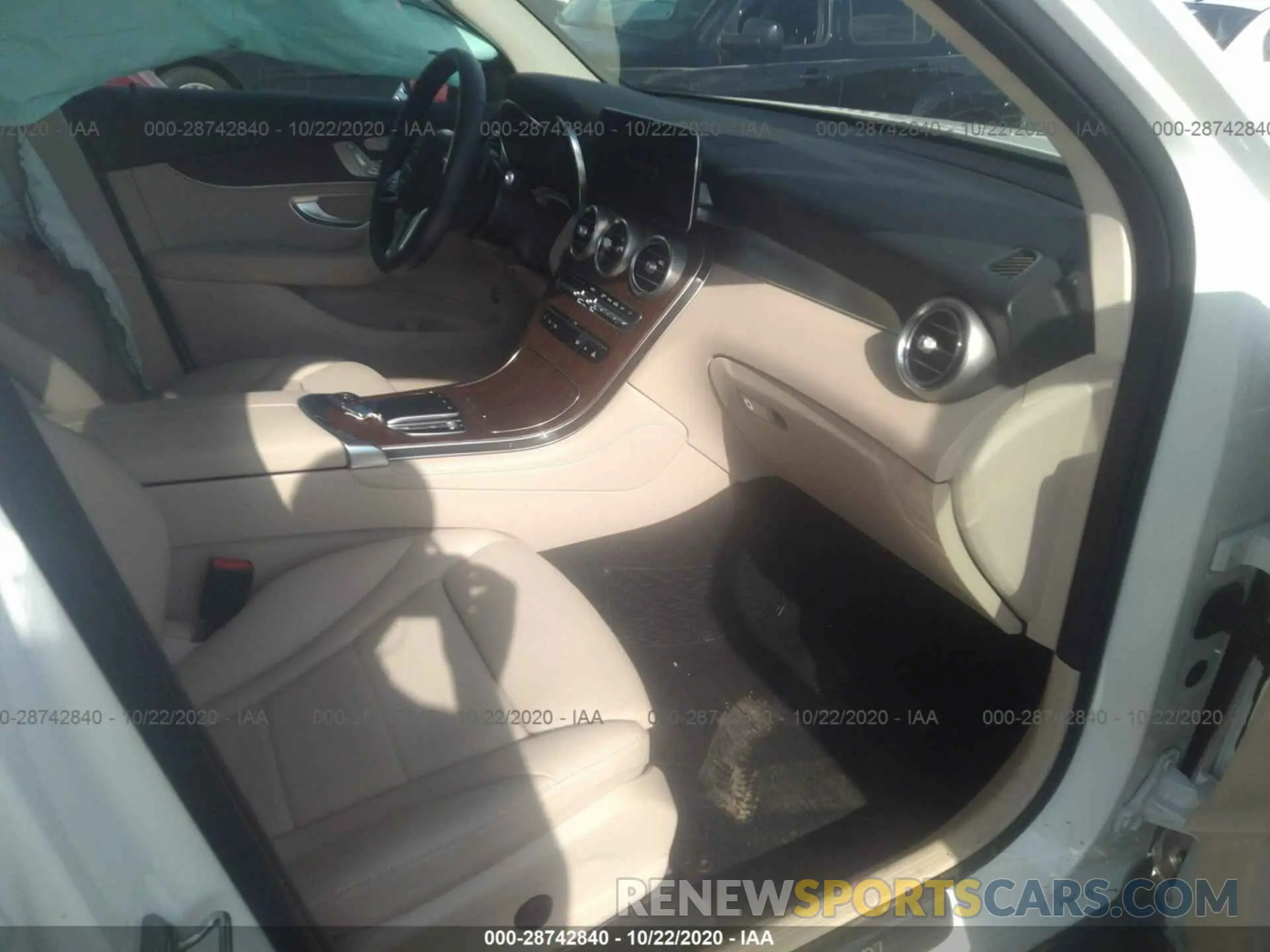 5 Photograph of a damaged car WDC0G8EB5LF699173 MERCEDES-BENZ GLC 2020