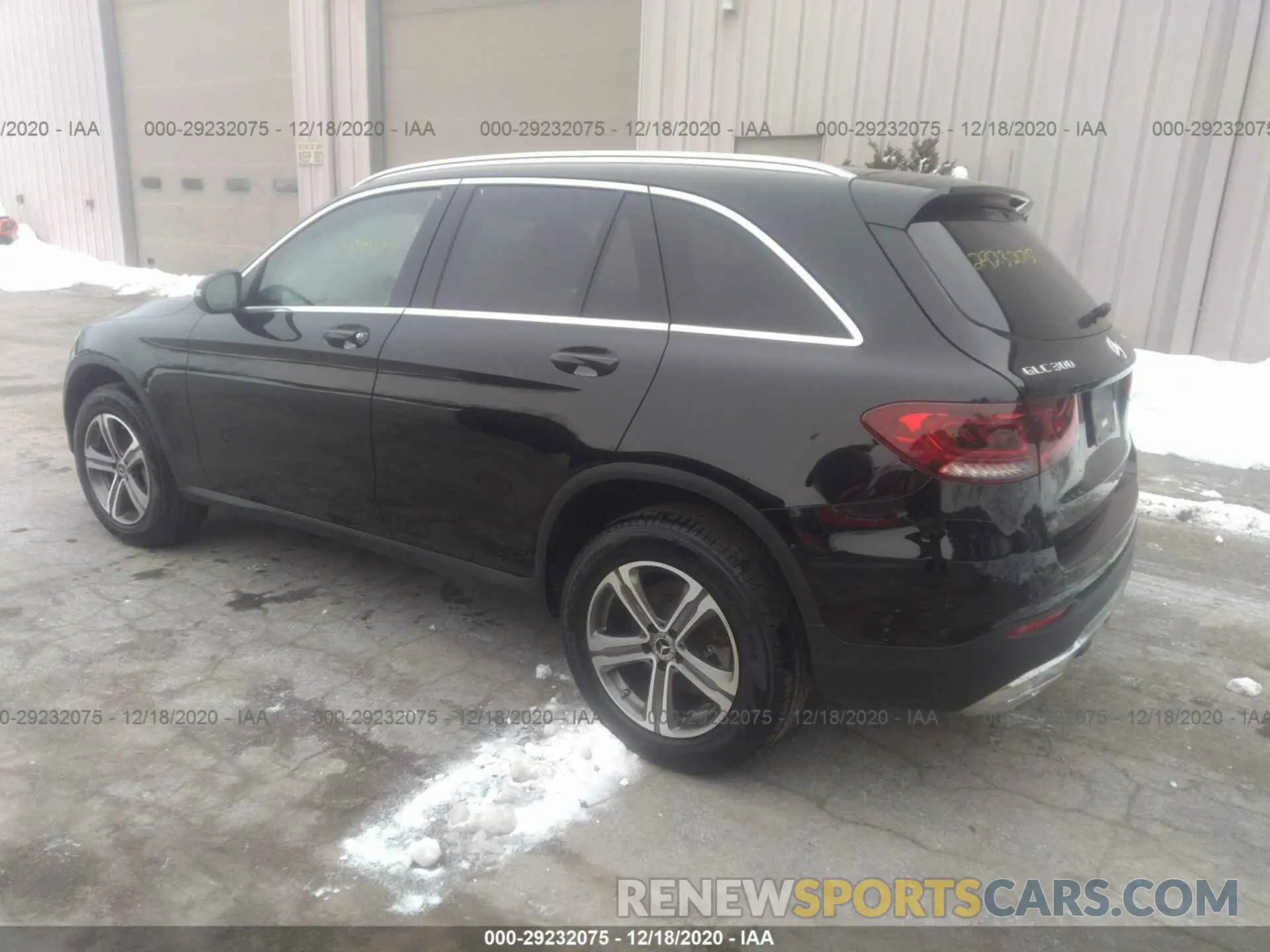 3 Photograph of a damaged car WDC0G8EB5LF712147 MERCEDES-BENZ GLC 2020