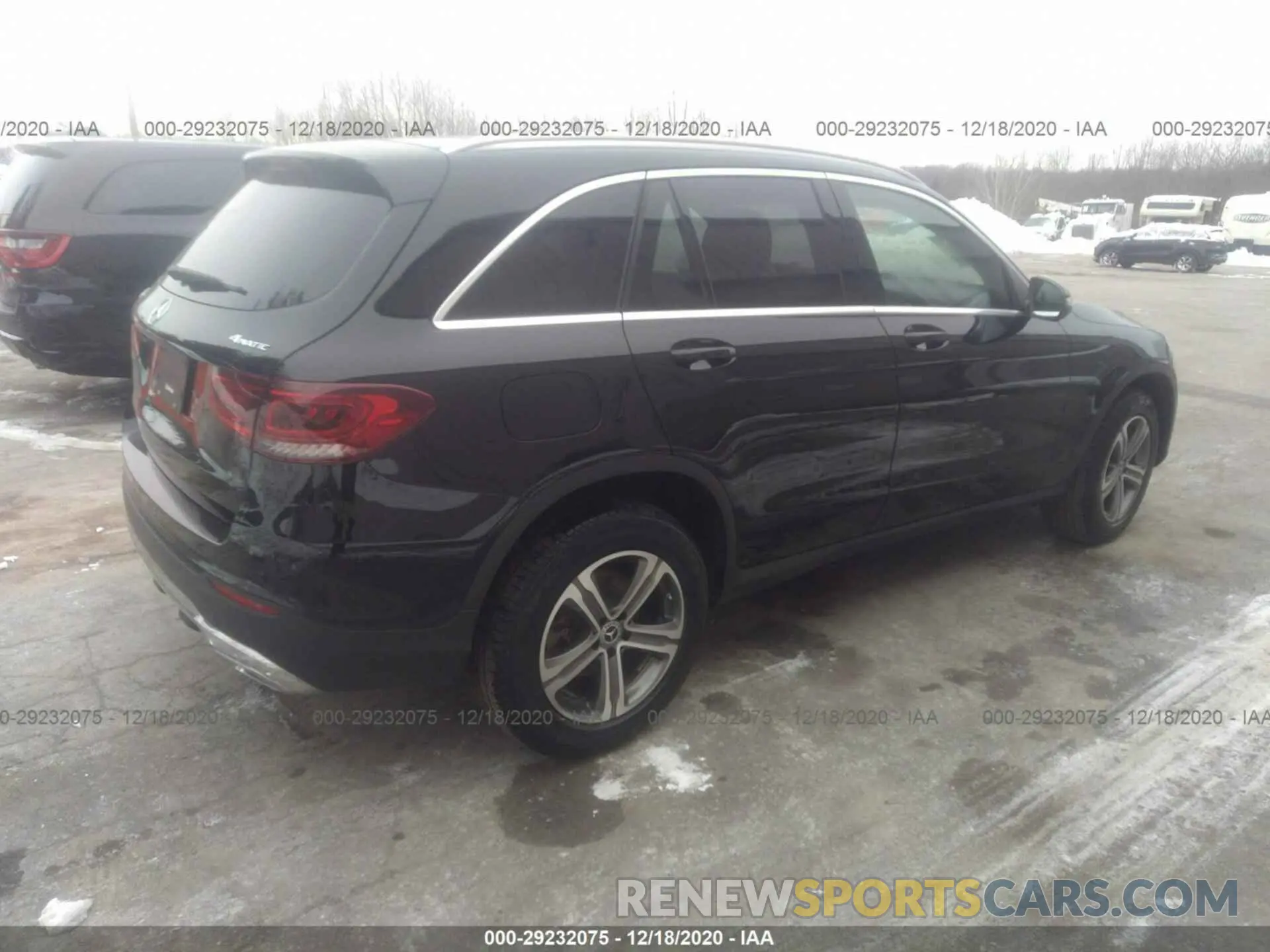 4 Photograph of a damaged car WDC0G8EB5LF712147 MERCEDES-BENZ GLC 2020