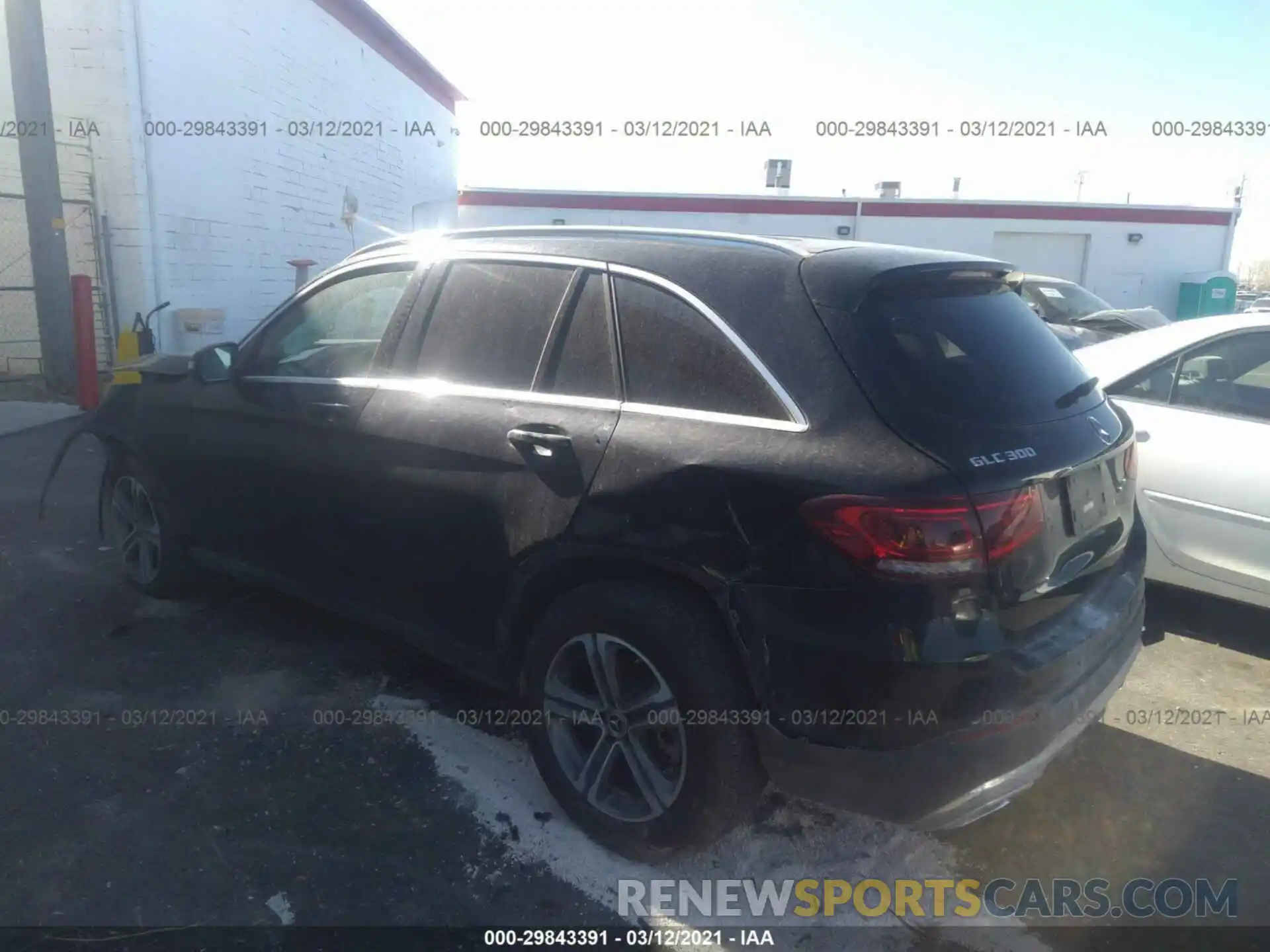 3 Photograph of a damaged car WDC0G8EB5LF740210 MERCEDES-BENZ GLC 2020