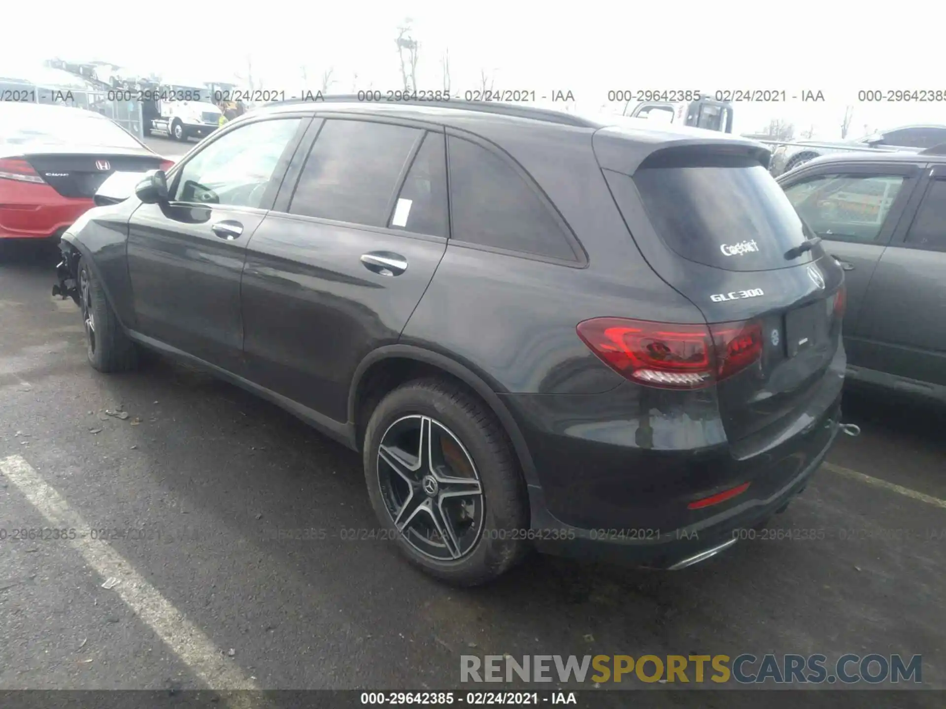 3 Photograph of a damaged car WDC0G8EB6LF713971 MERCEDES-BENZ GLC 2020