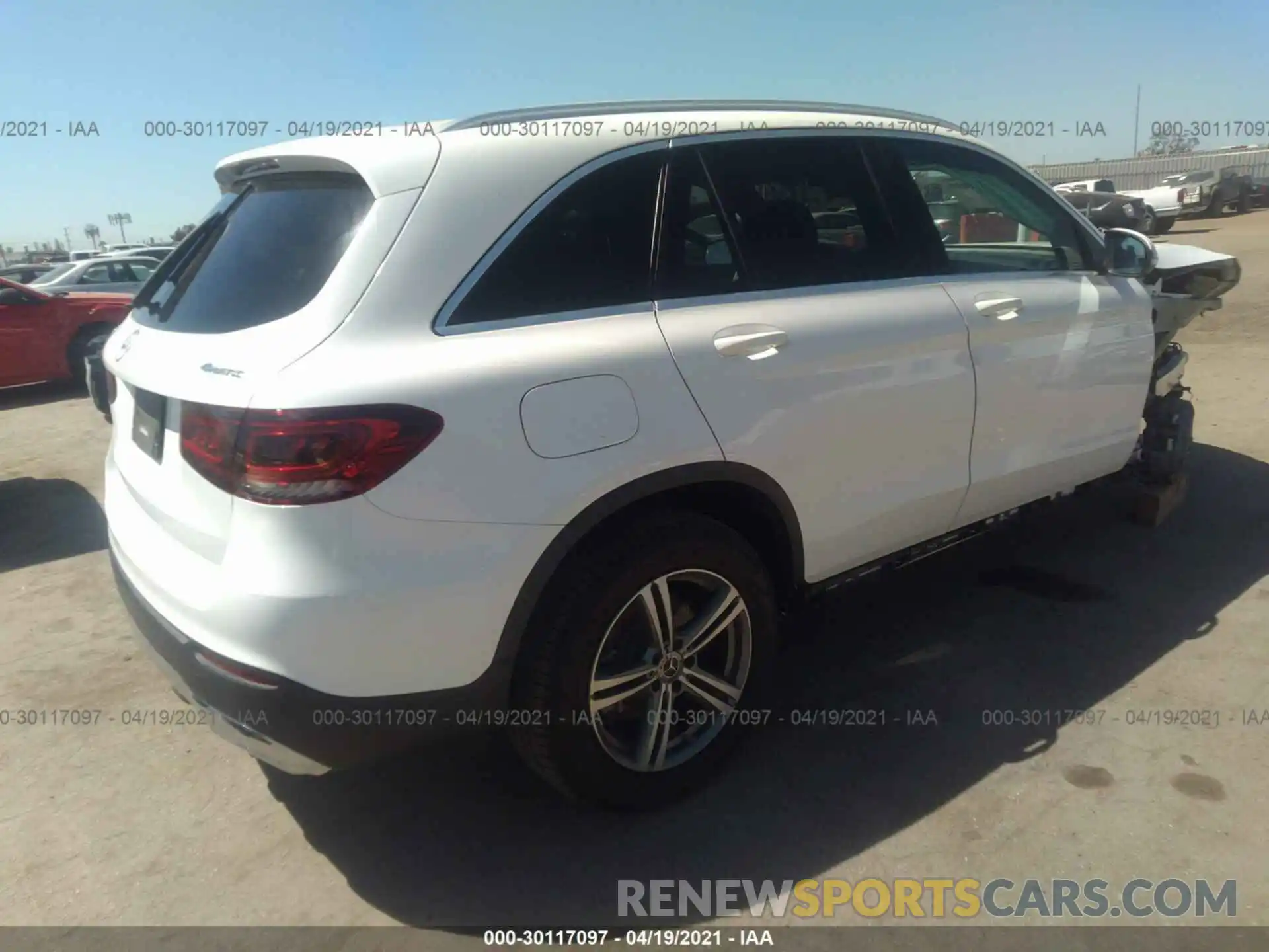 4 Photograph of a damaged car WDC0G8EB6LF715137 MERCEDES-BENZ GLC 2020