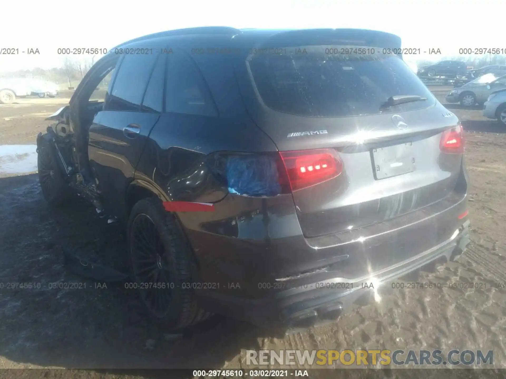 3 Photograph of a damaged car WDC0G8JB5LF699941 MERCEDES-BENZ GLC 2020