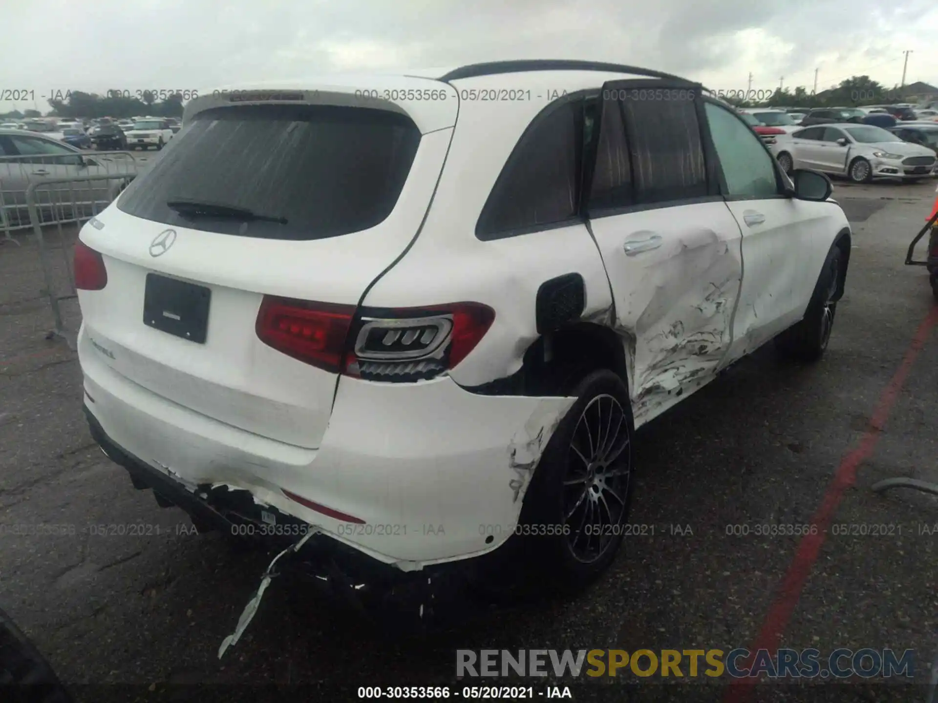 4 Photograph of a damaged car W1N0G8DB0MV291266 MERCEDES-BENZ GLC 2021