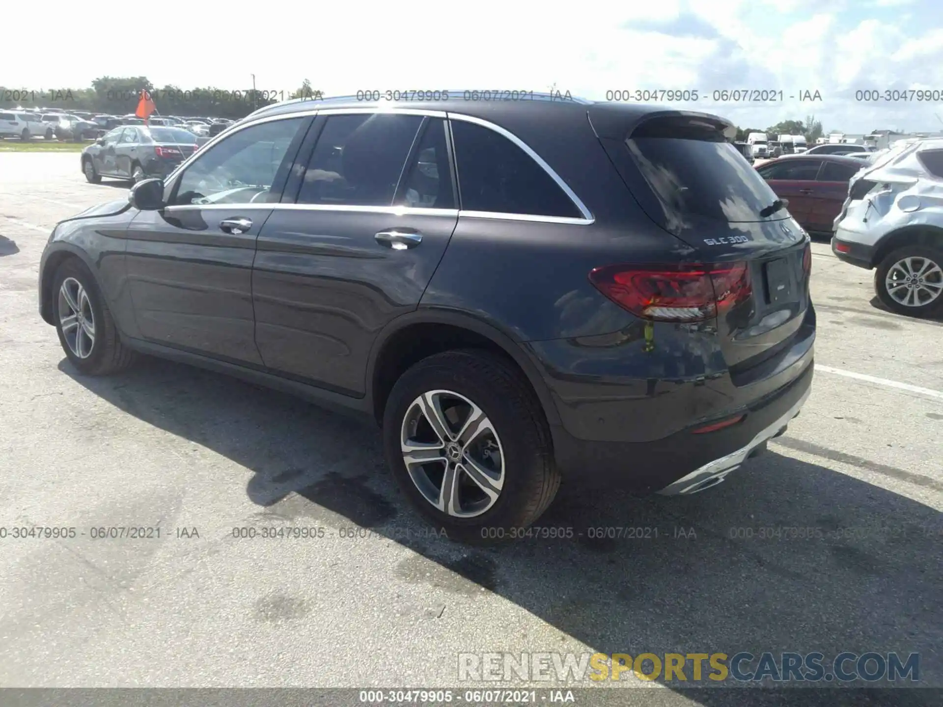 3 Photograph of a damaged car W1N0G8DB4MF898989 MERCEDES-BENZ GLC 2021