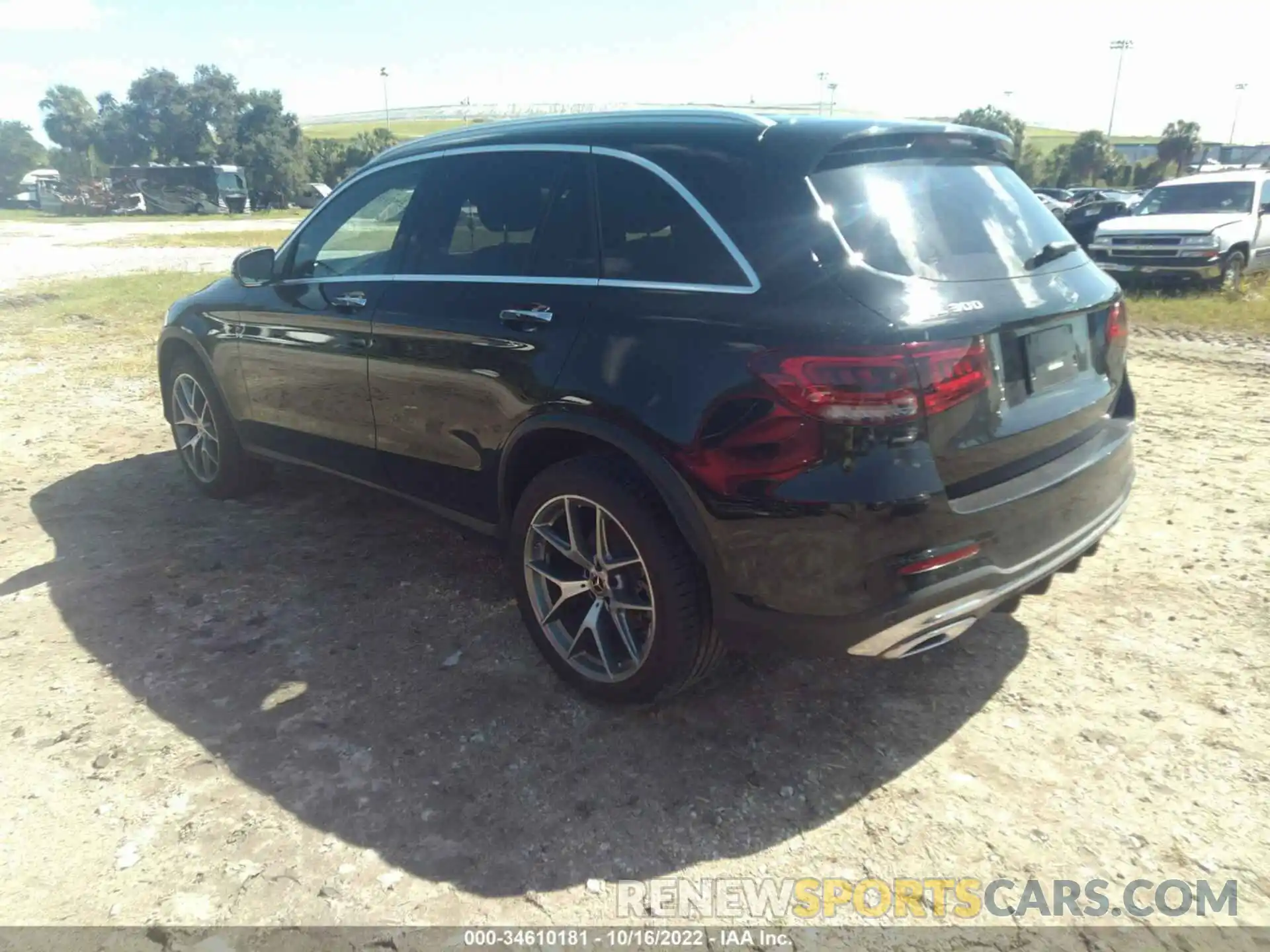 3 Photograph of a damaged car W1N0G8DB5MF893946 MERCEDES-BENZ GLC 2021