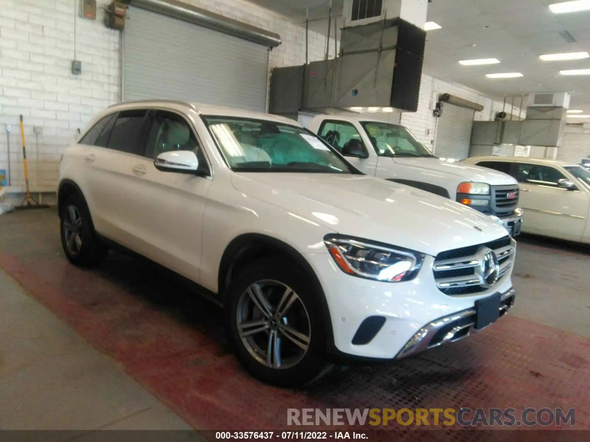 1 Photograph of a damaged car W1N0G8DB7MF911704 MERCEDES-BENZ GLC 2021