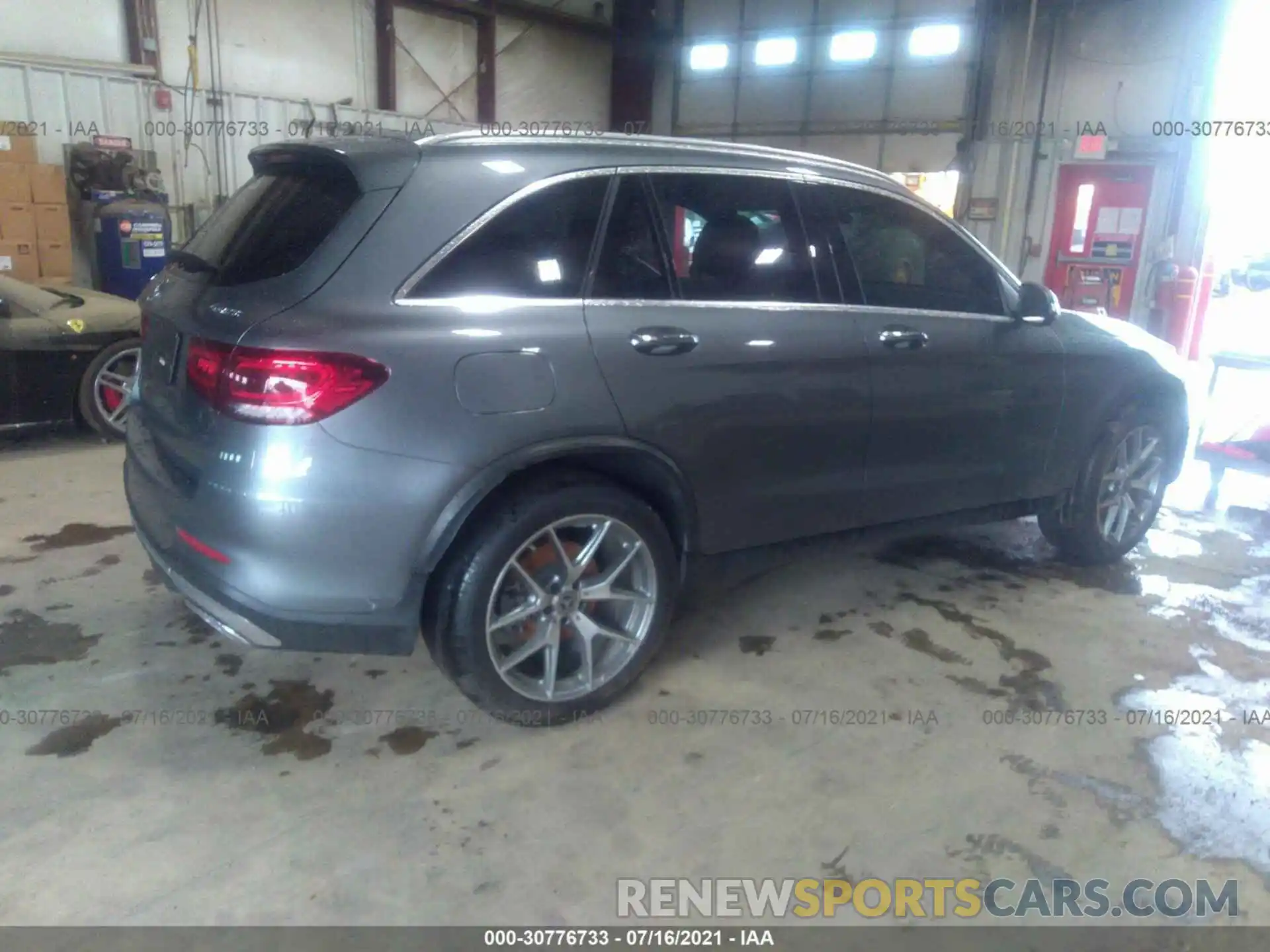 4 Photograph of a damaged car W1N0G8EB3MF901248 MERCEDES-BENZ GLC 2021