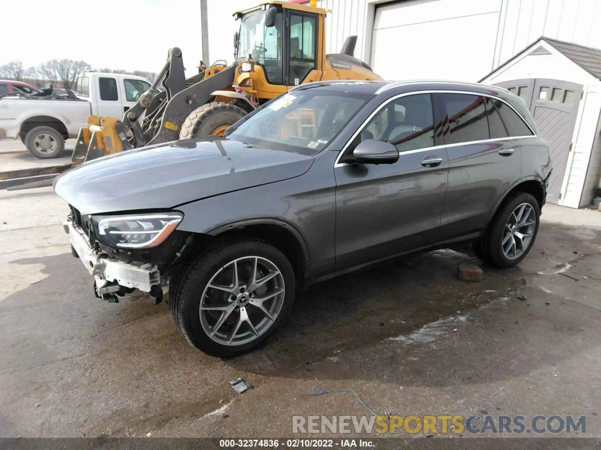 2 Photograph of a damaged car W1N0G8EB3MV281149 MERCEDES-BENZ GLC 2021