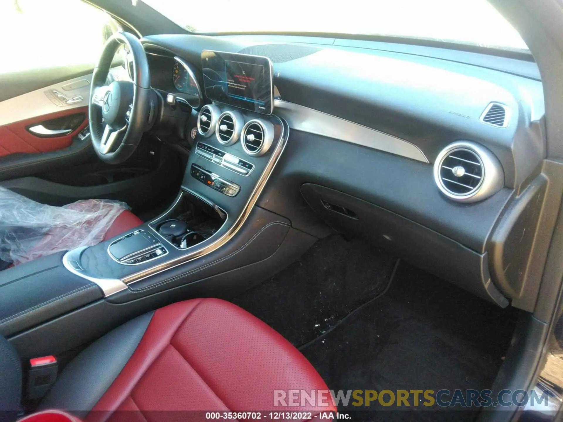 5 Photograph of a damaged car W1N0G8EB6MF885305 MERCEDES-BENZ GLC 2021