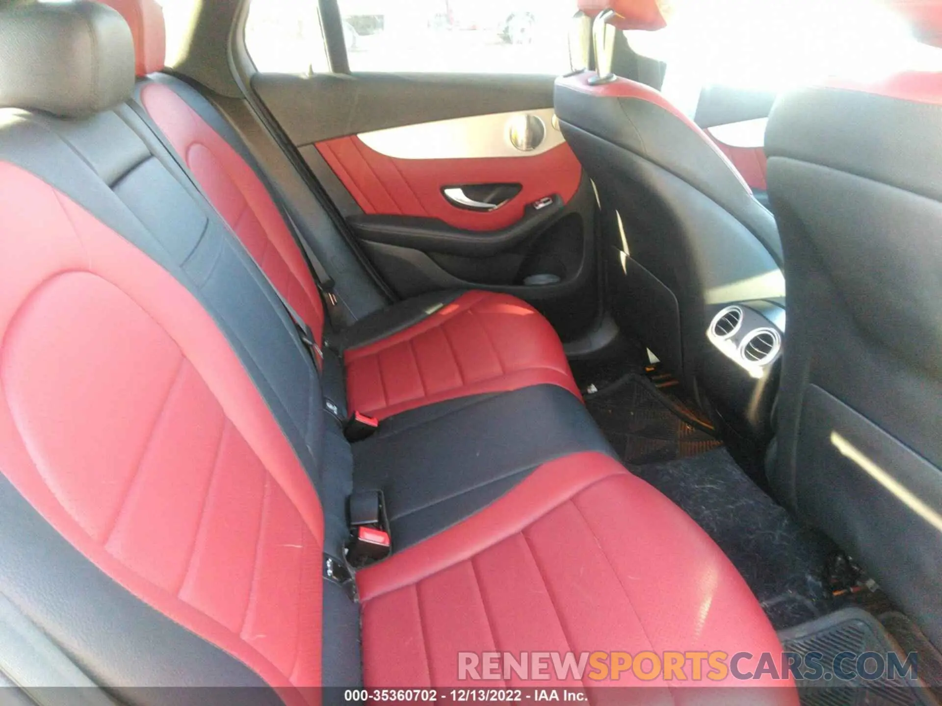 8 Photograph of a damaged car W1N0G8EB6MF885305 MERCEDES-BENZ GLC 2021