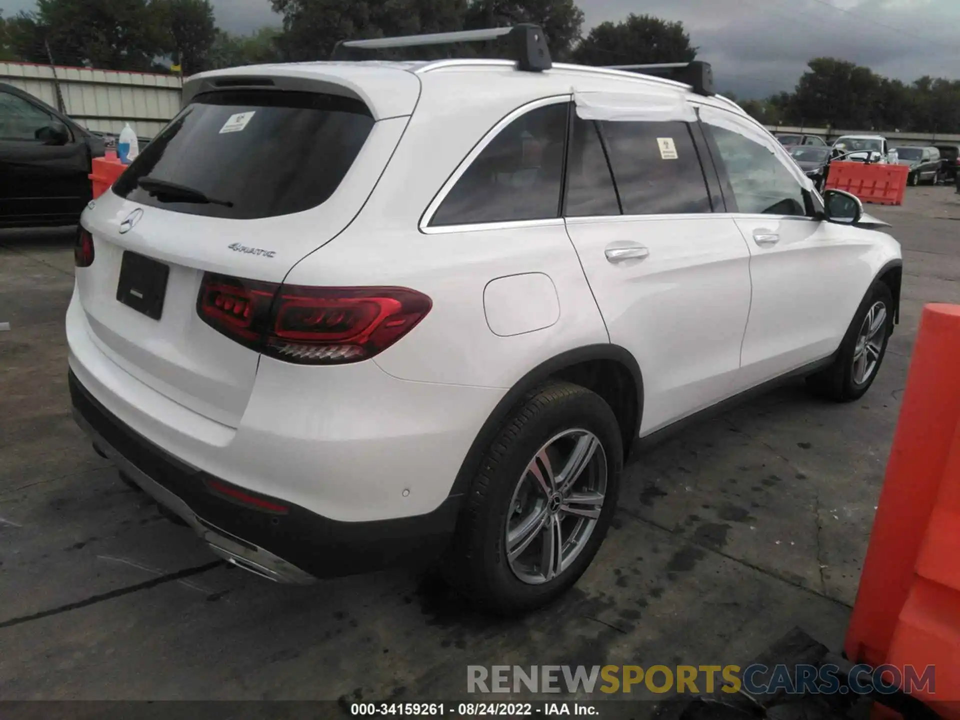 4 Photograph of a damaged car W1N0G8EB6MF958592 MERCEDES-BENZ GLC 2021