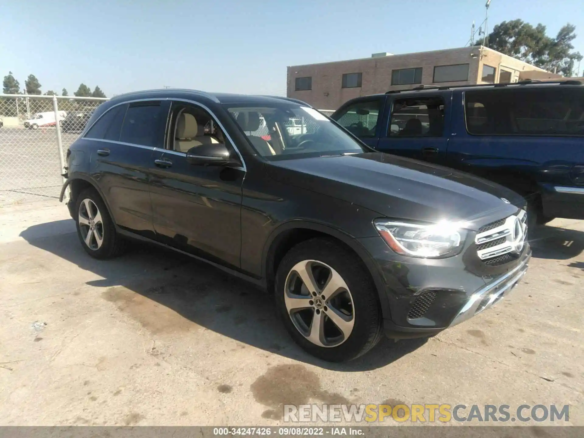 1 Photograph of a damaged car W1N0G8EB7MF899469 MERCEDES-BENZ GLC 2021