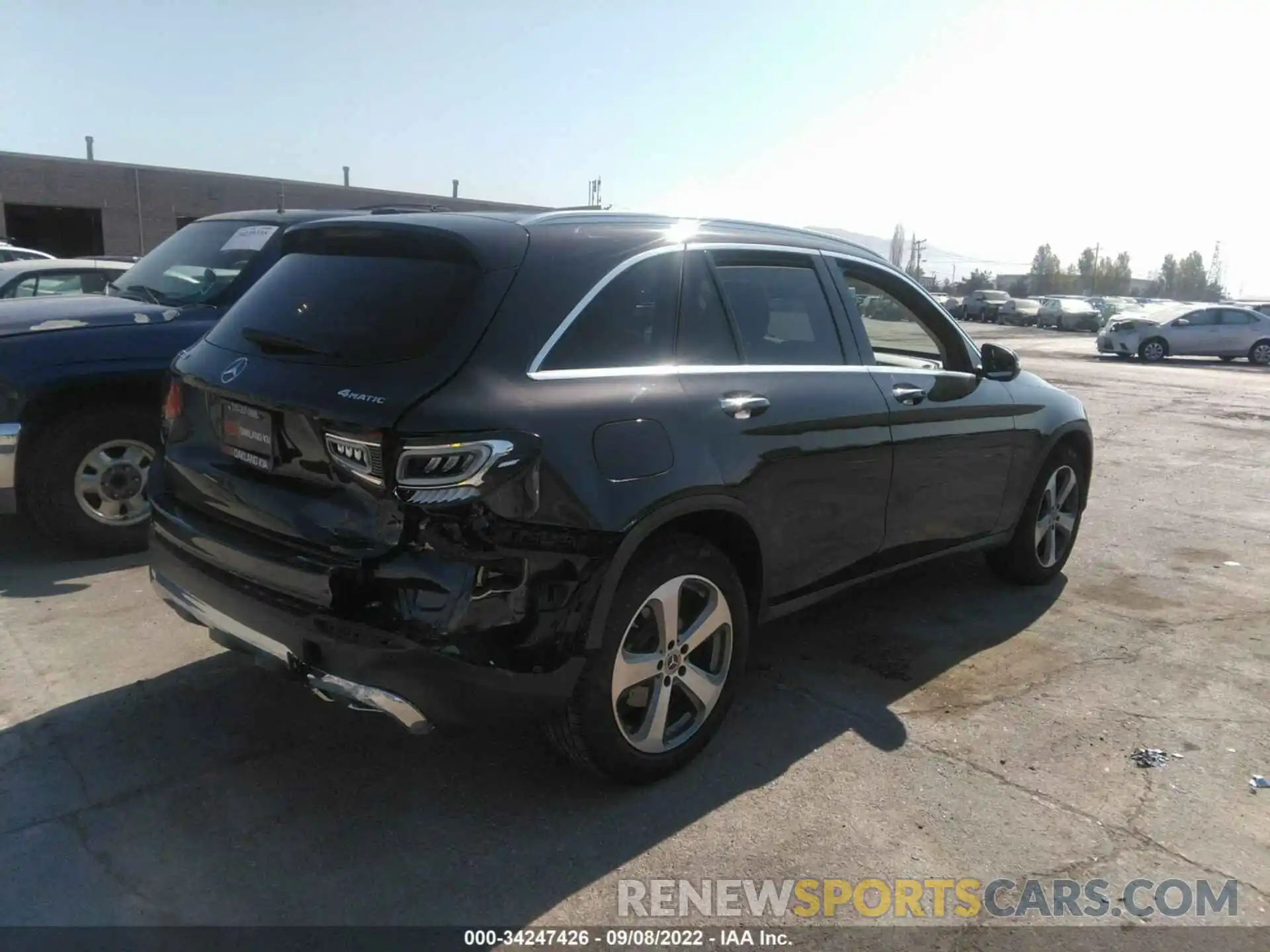 4 Photograph of a damaged car W1N0G8EB7MF899469 MERCEDES-BENZ GLC 2021