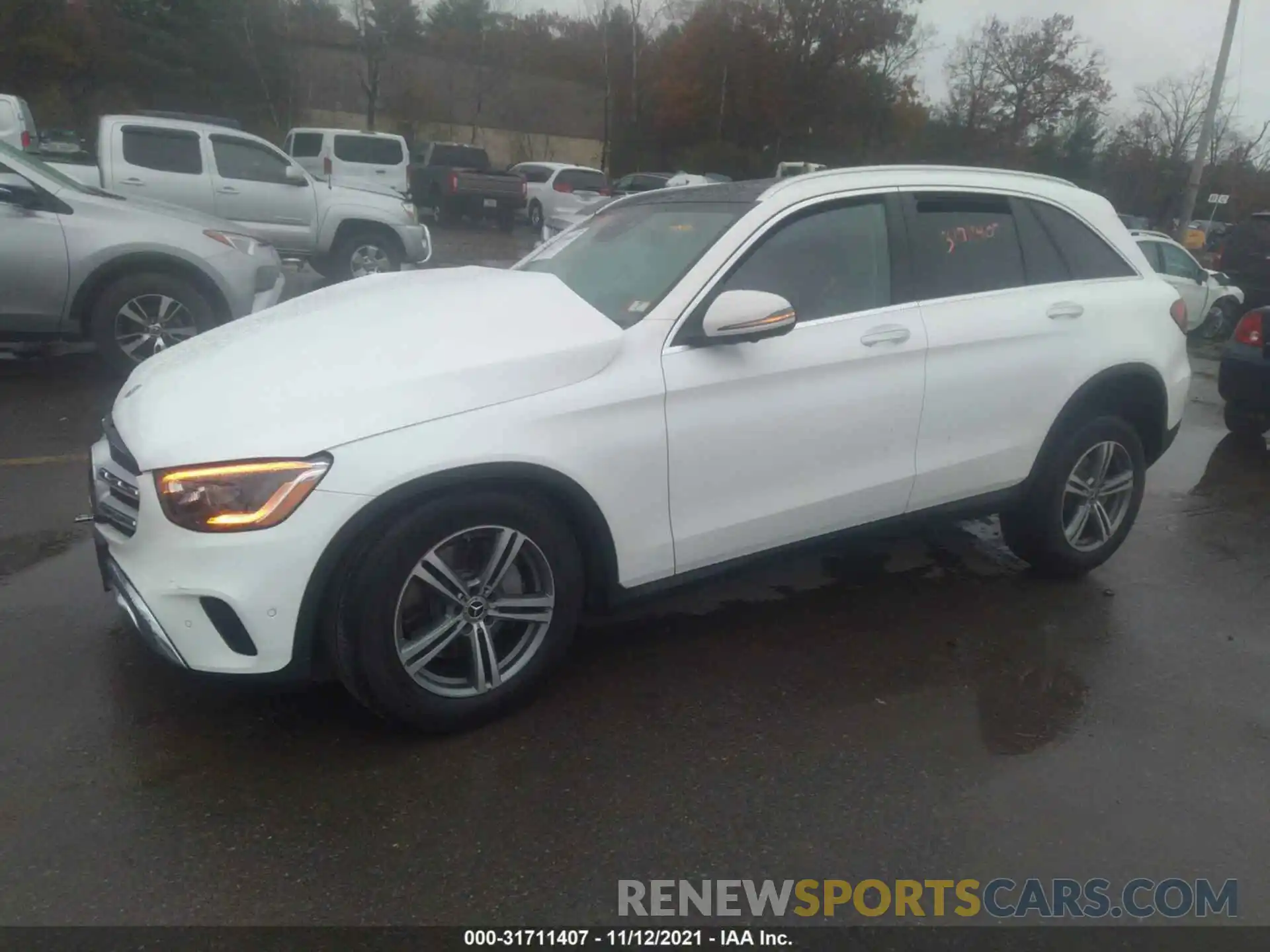 2 Photograph of a damaged car W1N0G8EB9MF975676 MERCEDES-BENZ GLC 2021