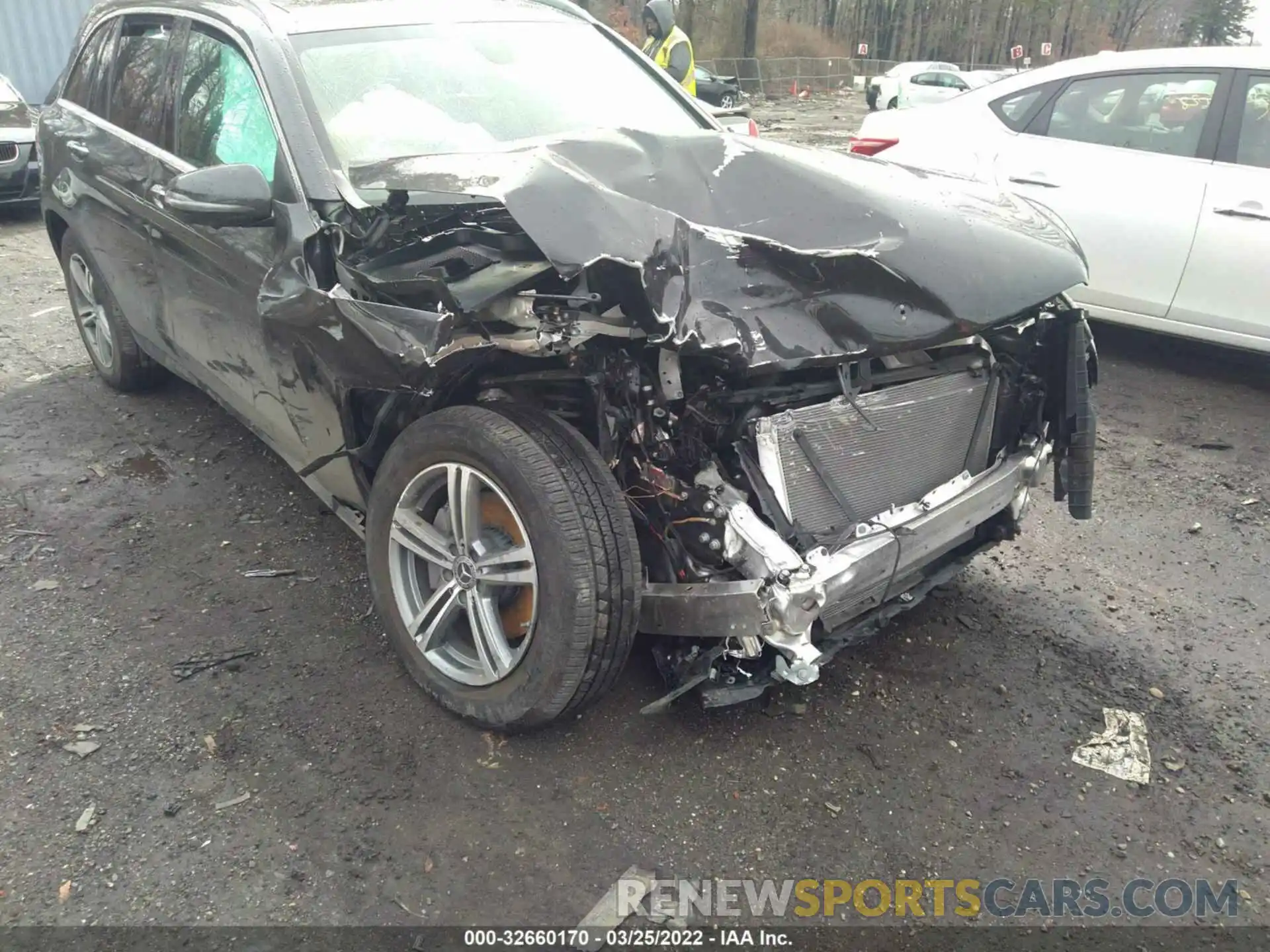 6 Photograph of a damaged car W1N0G8EBXMF987531 MERCEDES-BENZ GLC 2021