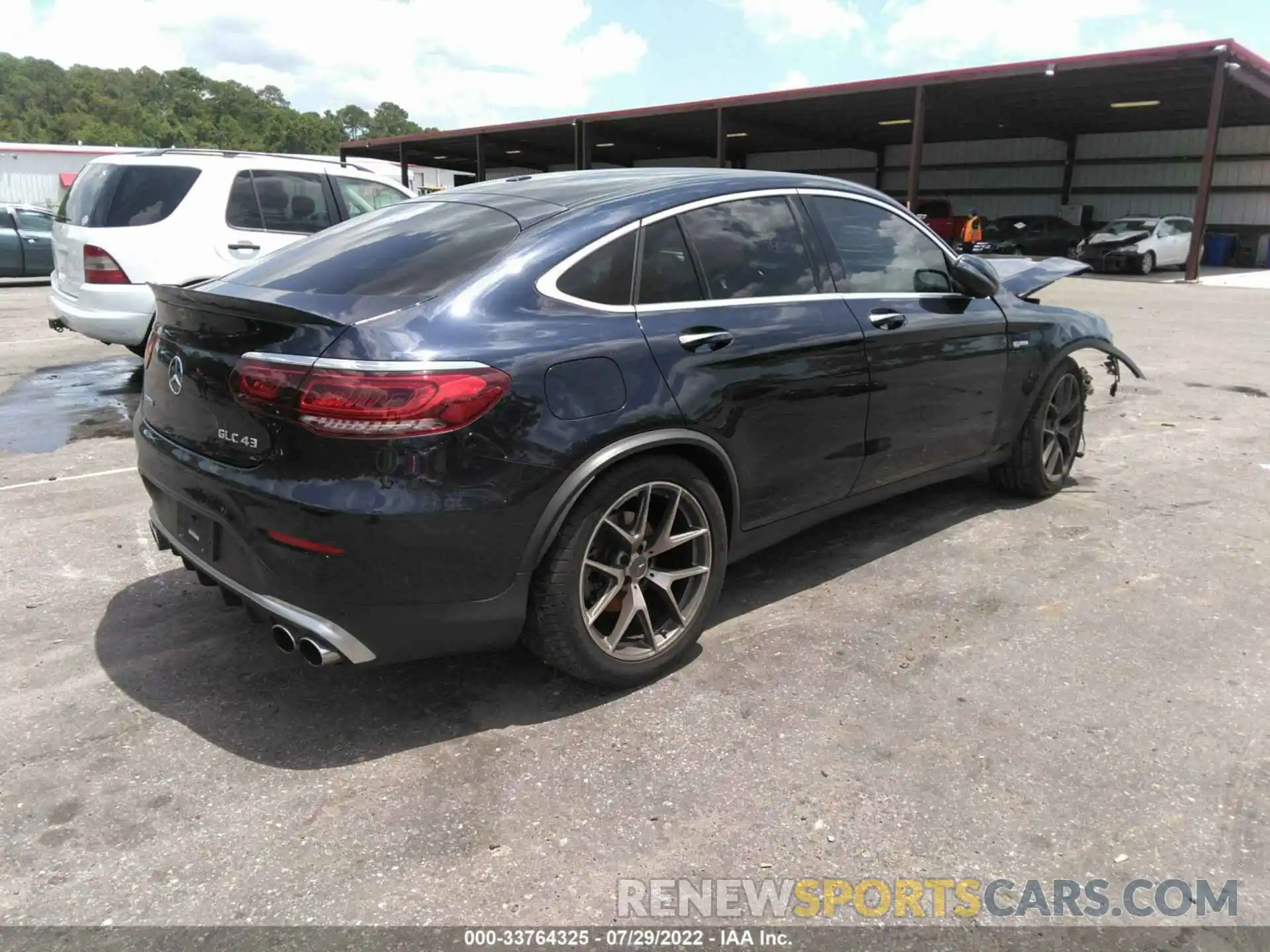 4 Photograph of a damaged car W1N0J6EB8MF896280 MERCEDES-BENZ GLC 2021