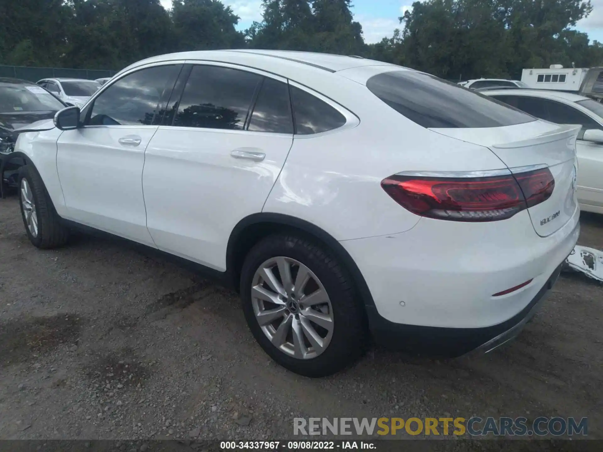 3 Photograph of a damaged car W1N0J8EB0MF914492 MERCEDES-BENZ GLC 2021