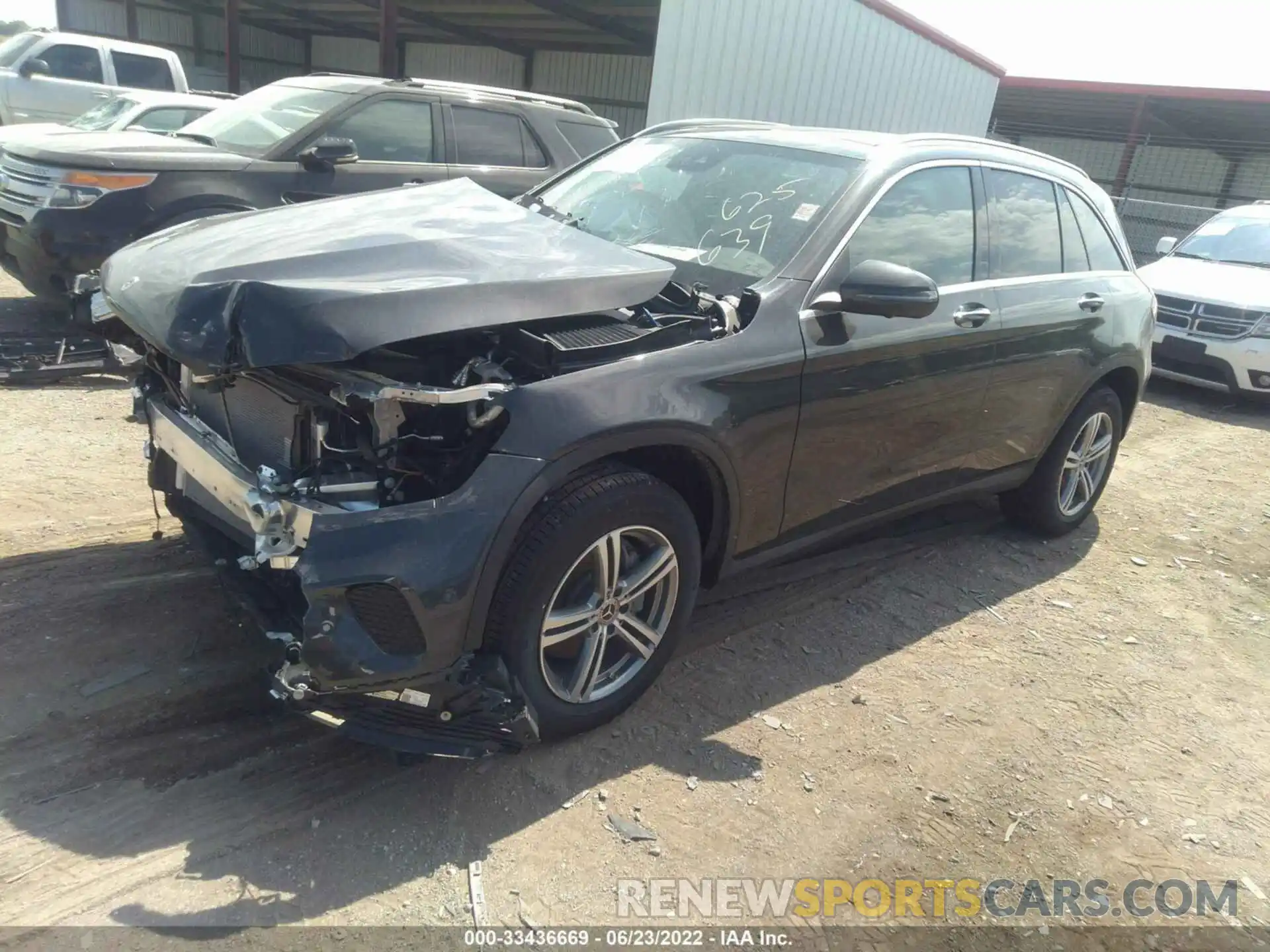 2 Photograph of a damaged car W1N0G8EB0NG066317 MERCEDES-BENZ GLC 2022