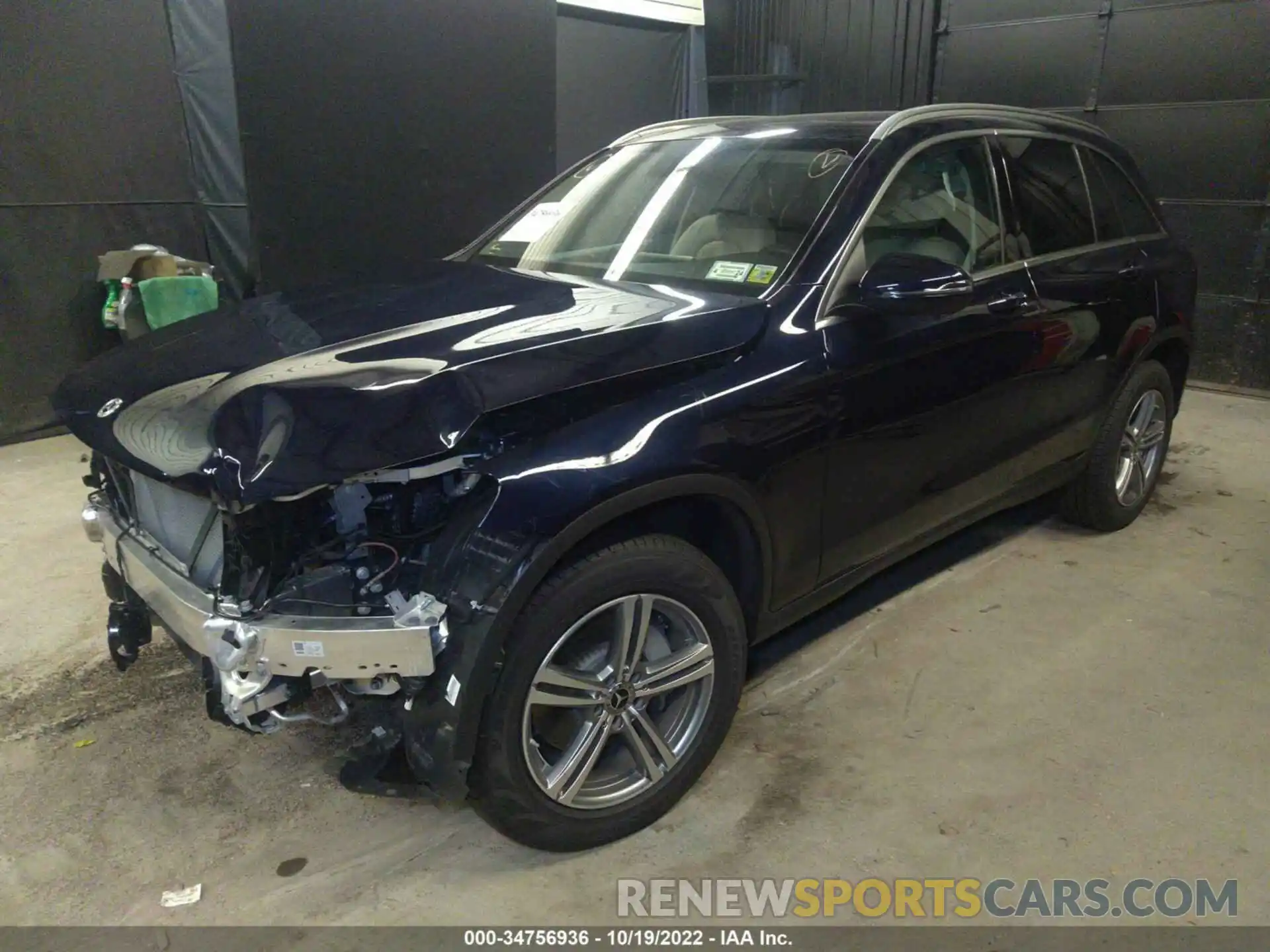 2 Photograph of a damaged car W1N0G8EB4NG046183 MERCEDES-BENZ GLC 2022