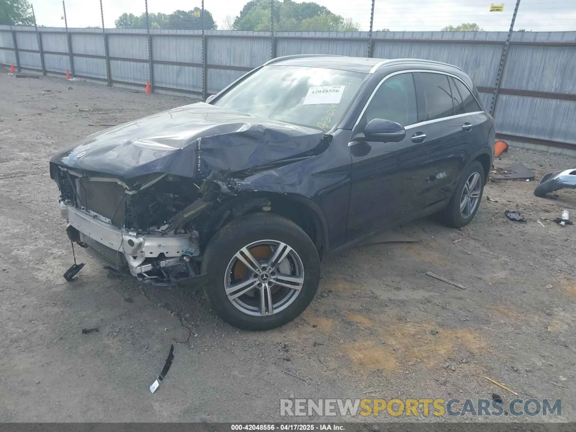 2 Photograph of a damaged car W1N0G8EBXNG118505 MERCEDES-BENZ GLC 2022