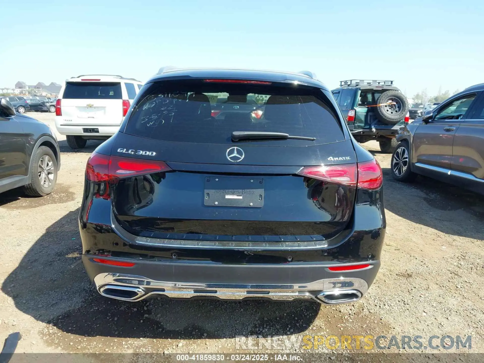 16 Photograph of a damaged car W1NKM4HB2RF190431 MERCEDES-BENZ GLC 2024