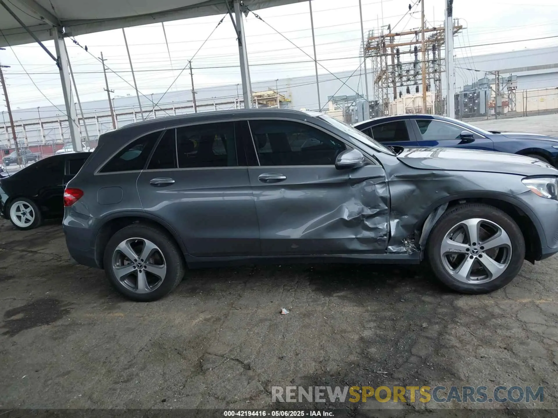 13 Photograph of a damaged car WDC0G4JB0KF507123 MERCEDES-BENZ GLC 300 2019