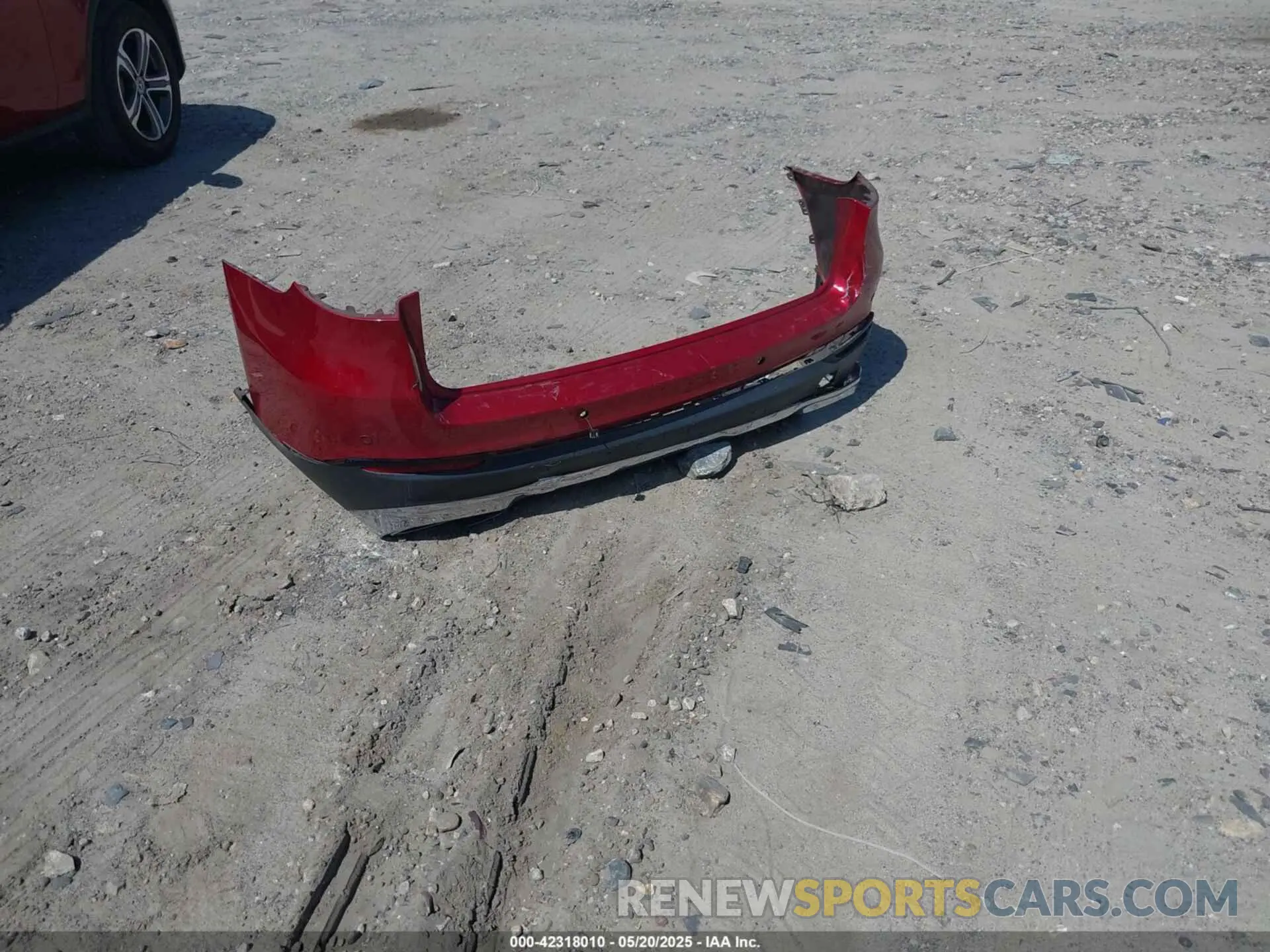 12 Photograph of a damaged car WDC0G4JB0KF657118 MERCEDES-BENZ GLC 300 2019