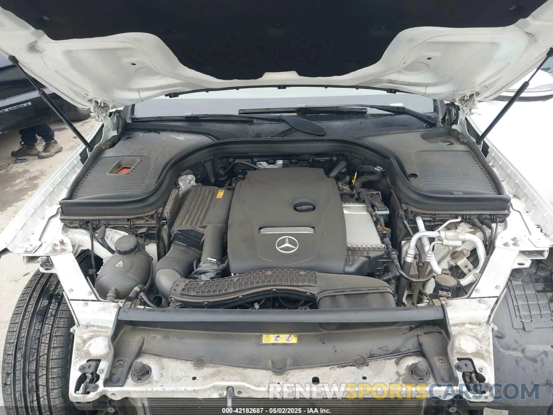 10 Photograph of a damaged car WDC0G4JB0KF669334 MERCEDES-BENZ GLC 300 2019
