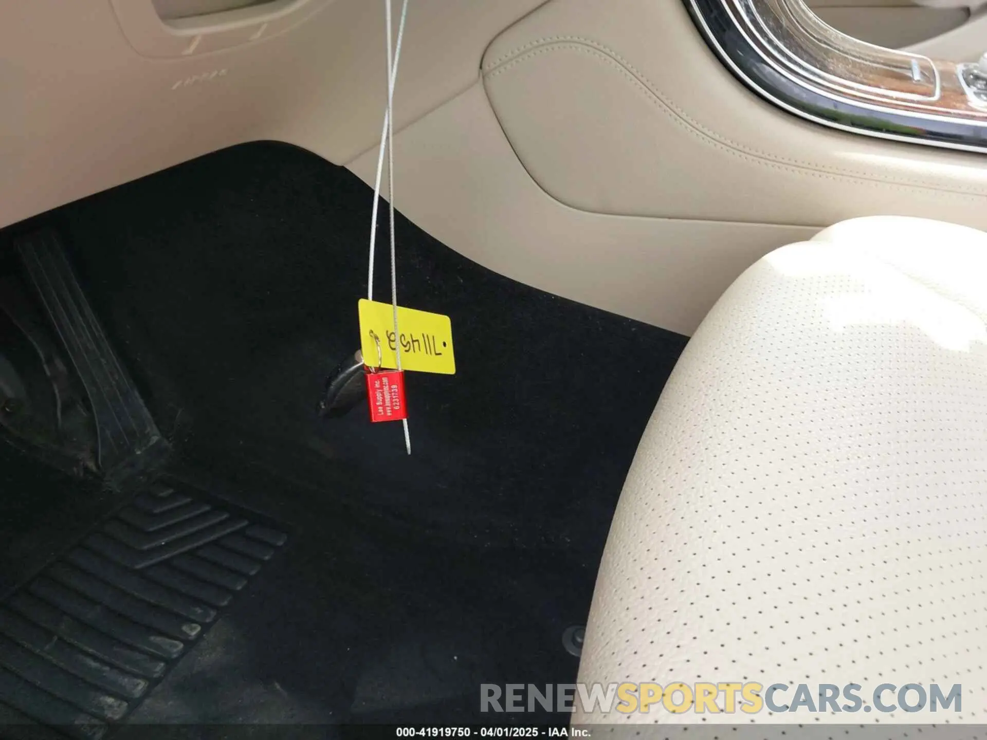 11 Photograph of a damaged car WDC0G4JB1KF655457 MERCEDES-BENZ GLC 300 2019