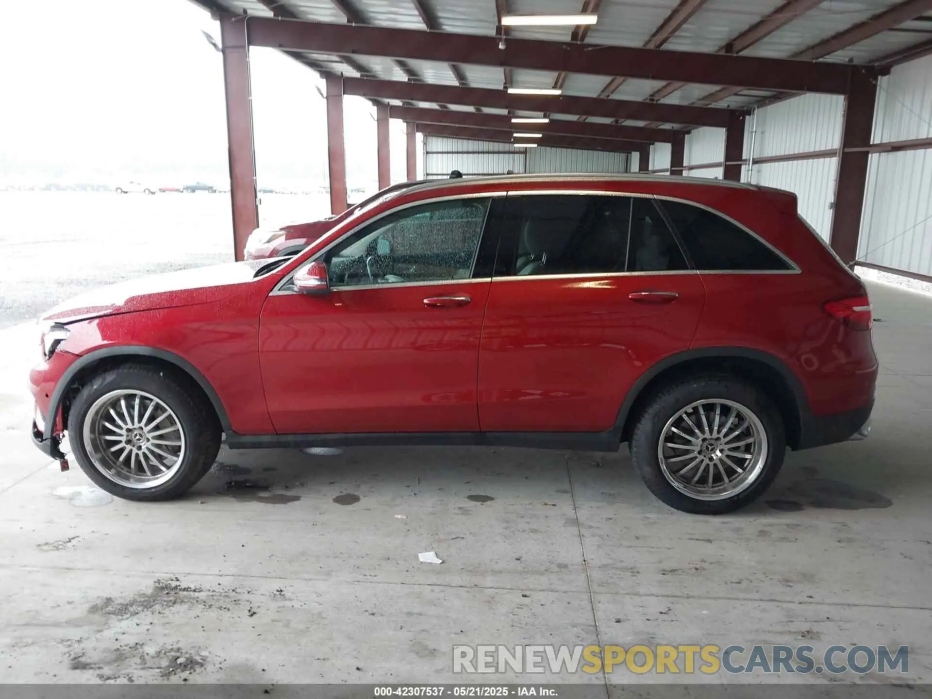 14 Photograph of a damaged car WDC0G4JB1KV139959 MERCEDES-BENZ GLC 300 2019