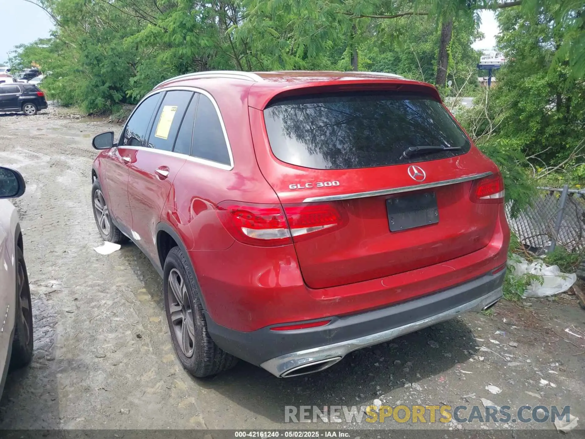 14 Photograph of a damaged car WDC0G4JB1KV149715 MERCEDES-BENZ GLC 300 2019