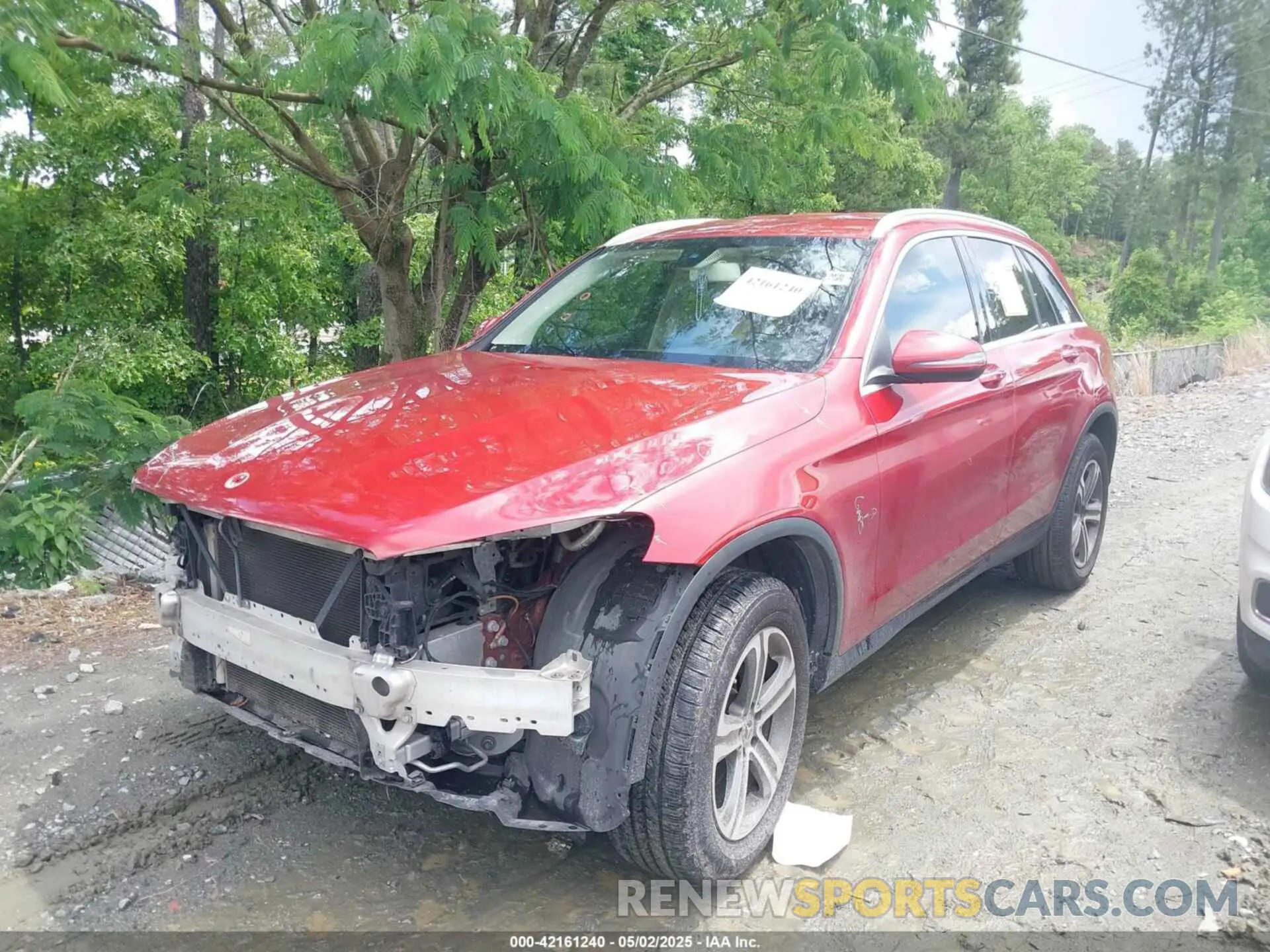 2 Photograph of a damaged car WDC0G4JB1KV149715 MERCEDES-BENZ GLC 300 2019