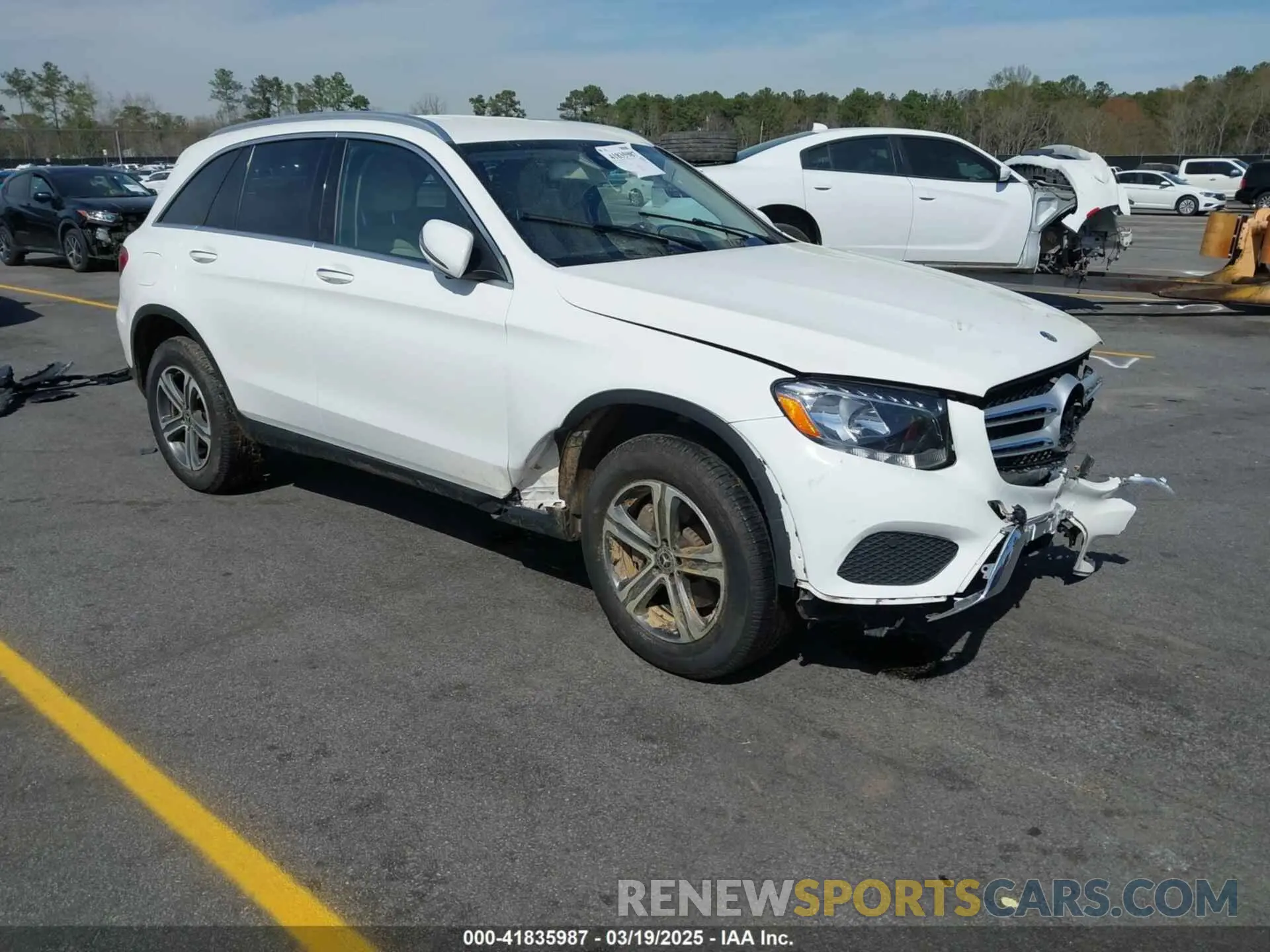 1 Photograph of a damaged car WDC0G4JB3KV150851 MERCEDES-BENZ GLC 300 2019