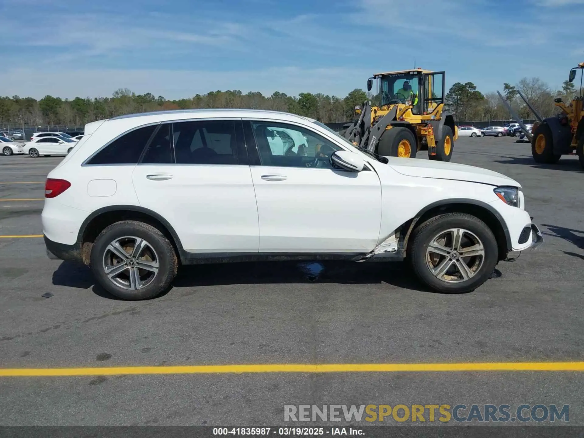 14 Photograph of a damaged car WDC0G4JB3KV150851 MERCEDES-BENZ GLC 300 2019
