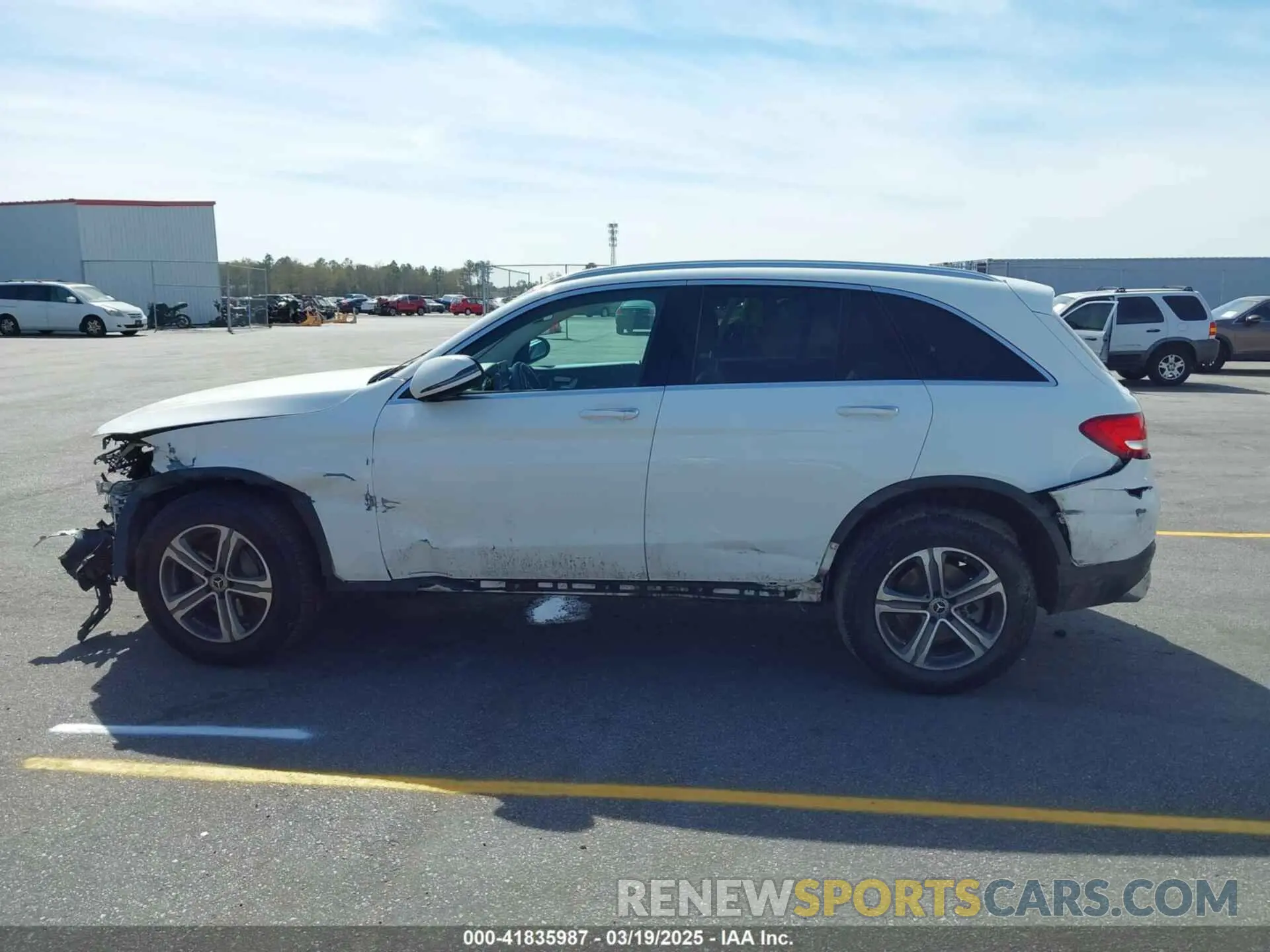 15 Photograph of a damaged car WDC0G4JB3KV150851 MERCEDES-BENZ GLC 300 2019
