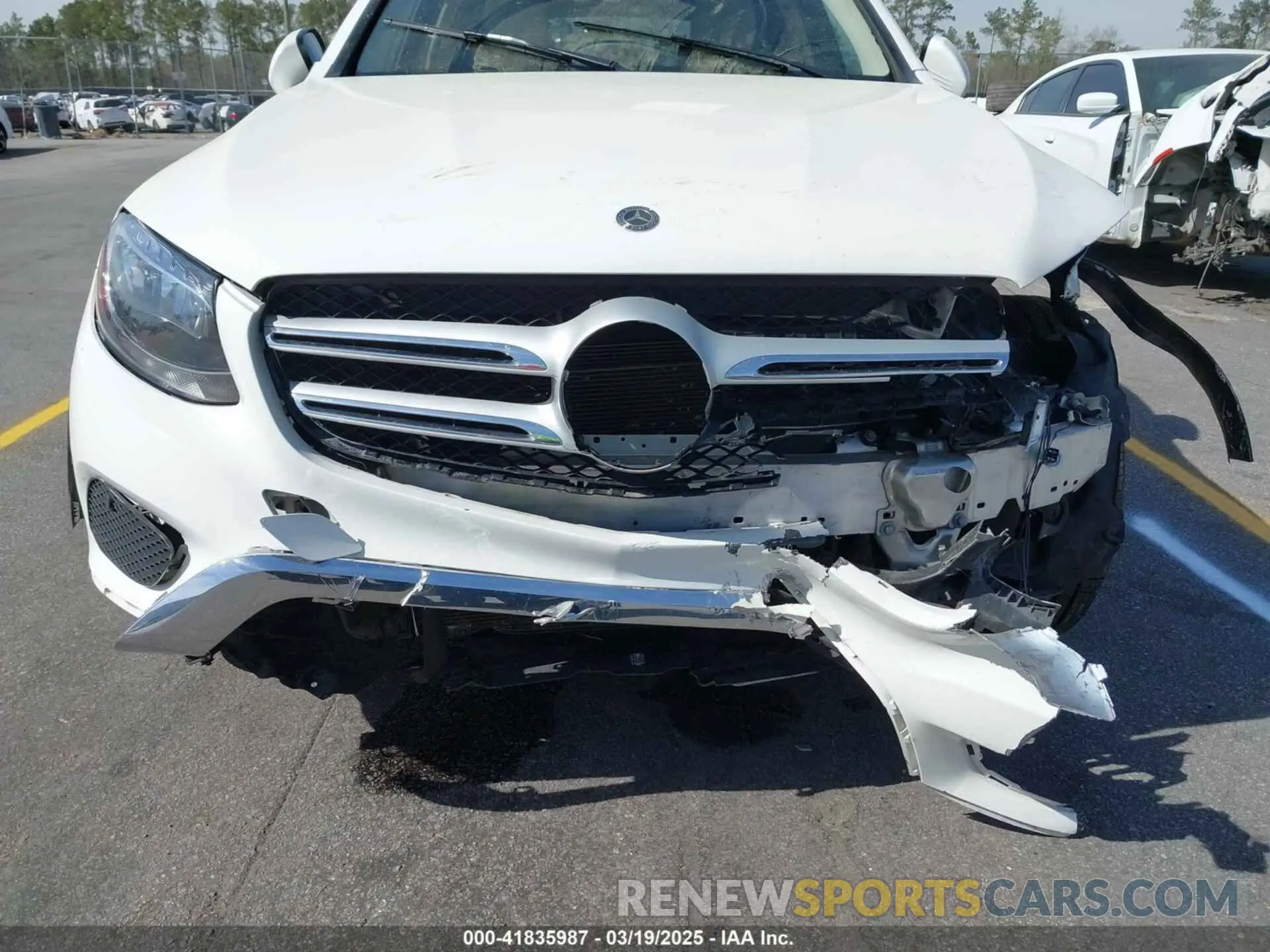 6 Photograph of a damaged car WDC0G4JB3KV150851 MERCEDES-BENZ GLC 300 2019