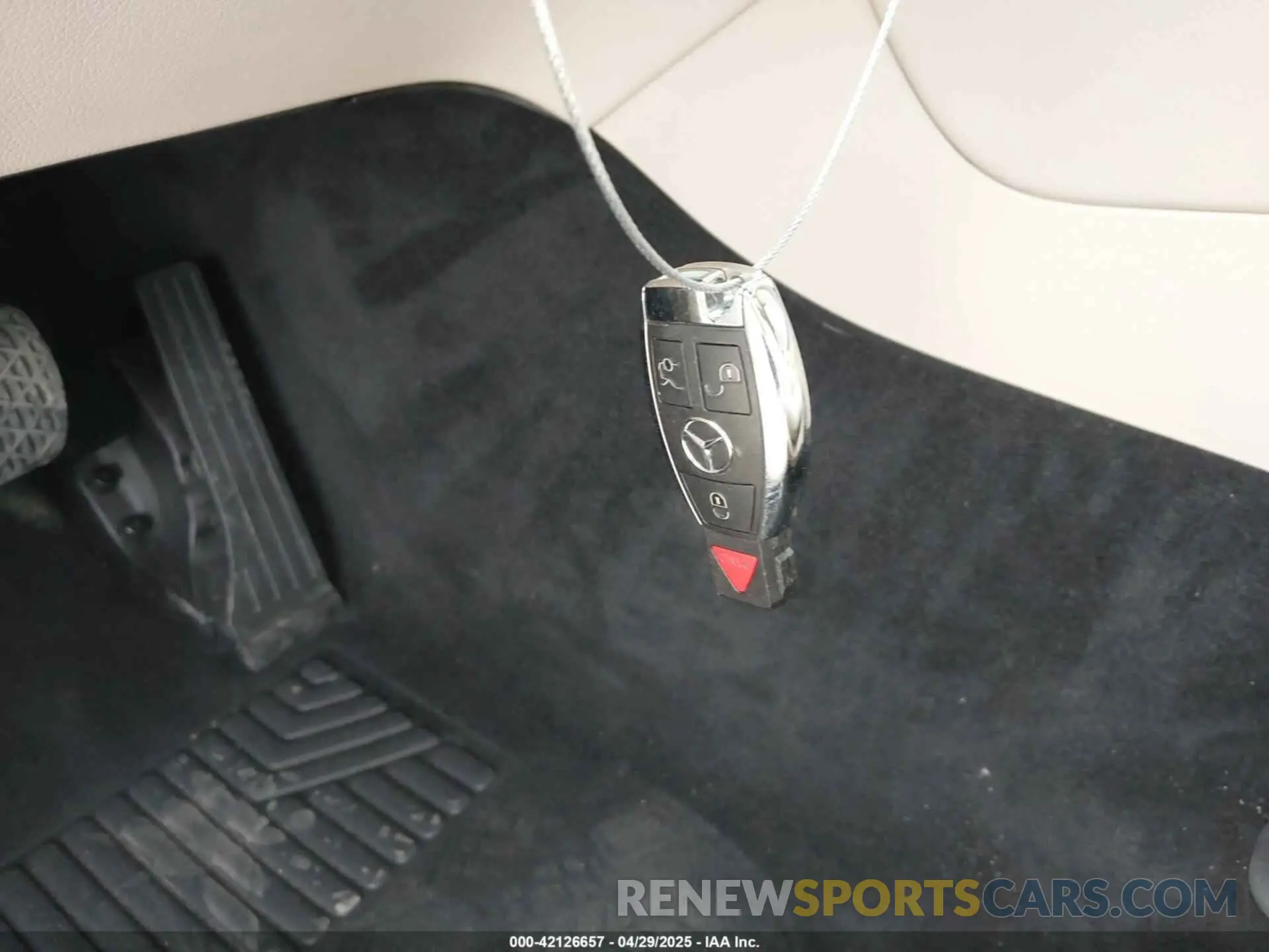 11 Photograph of a damaged car WDC0G4JB4KF590524 MERCEDES-BENZ GLC 300 2019